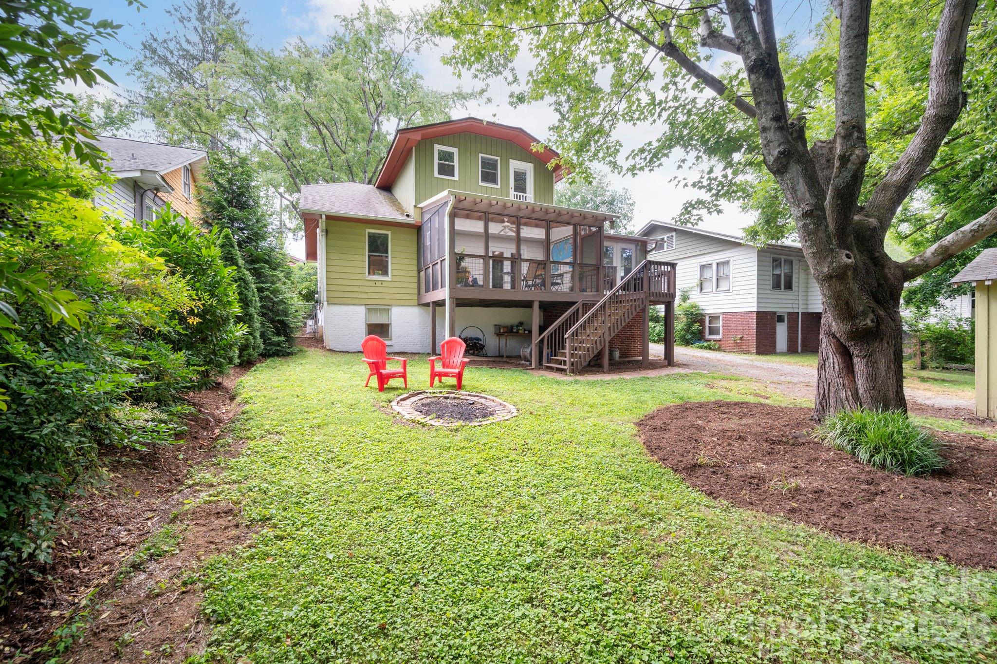15 Westgate Road — Asheville