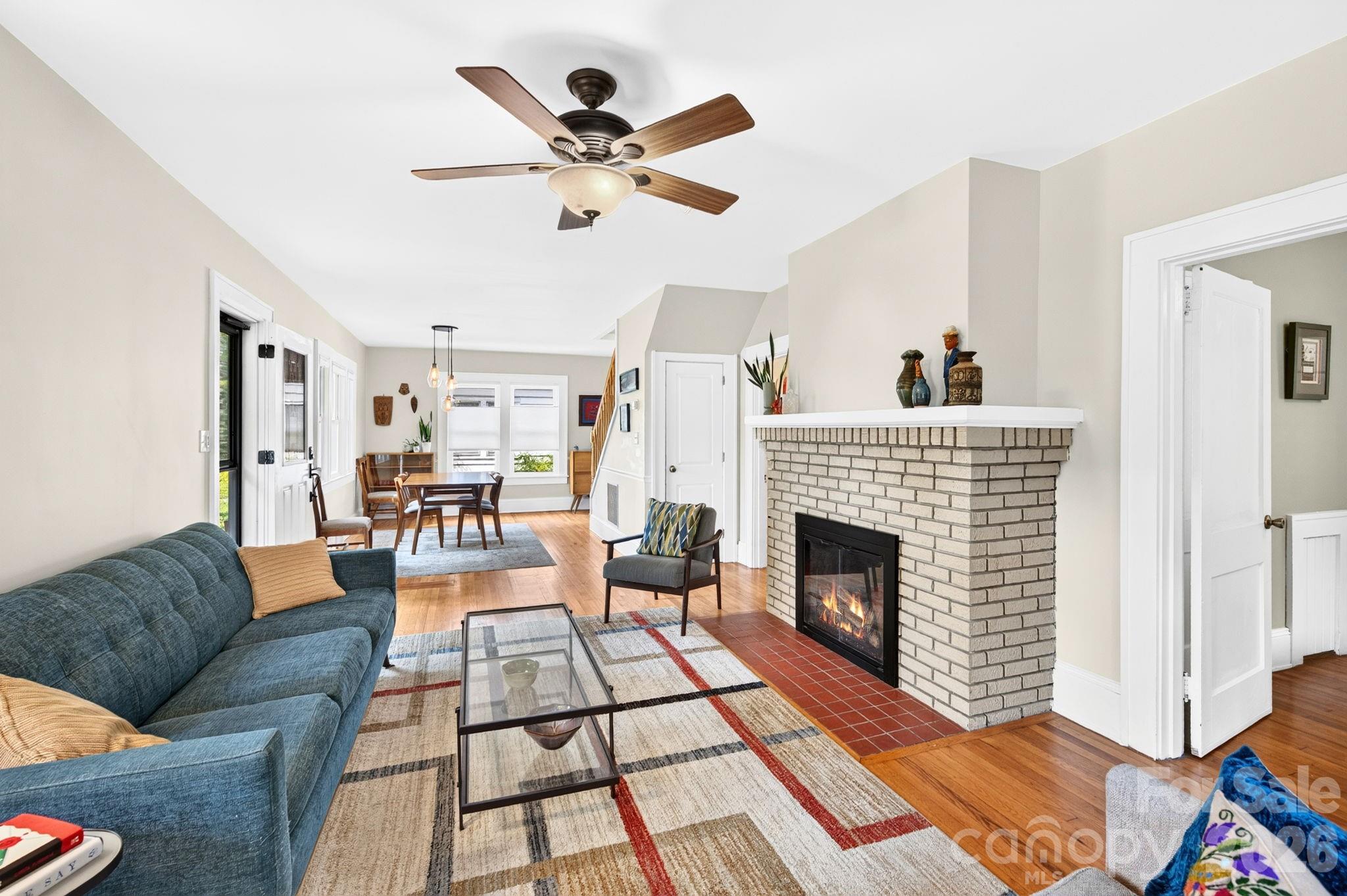 15 Westgate Road — Asheville