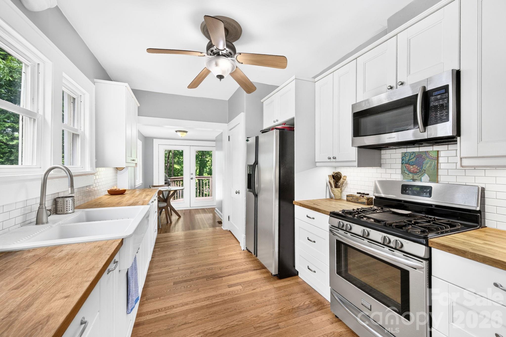 15 Westgate Road — Asheville