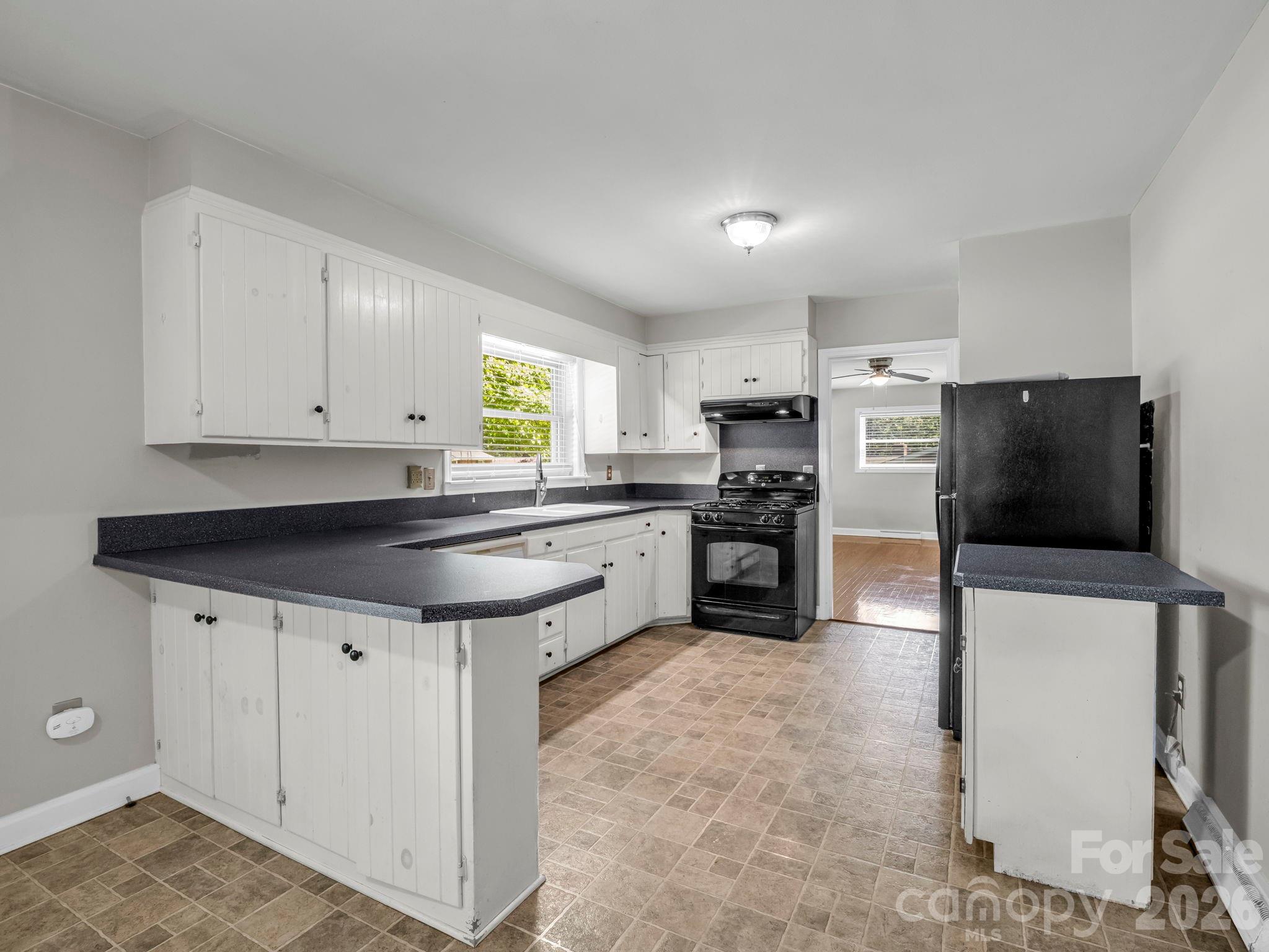 255 Smith Grove Road — Forest City