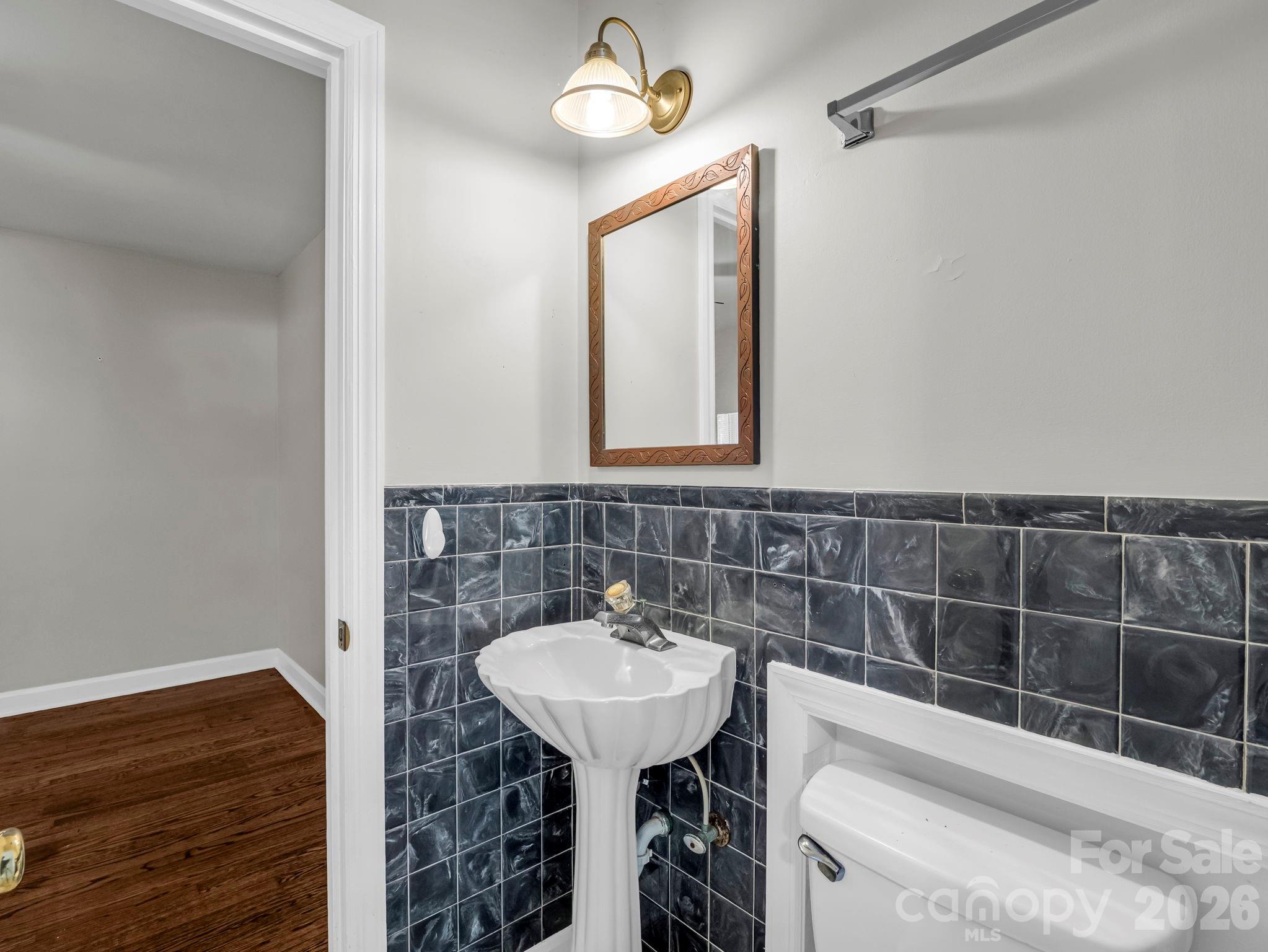 255 Smith Grove Road — Forest City