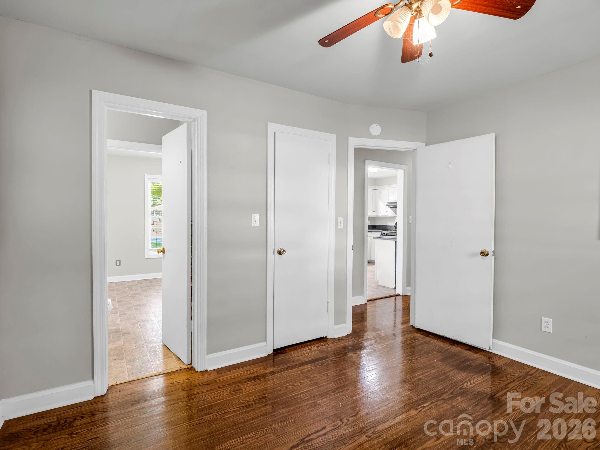 255 Smith Grove Road — Forest City