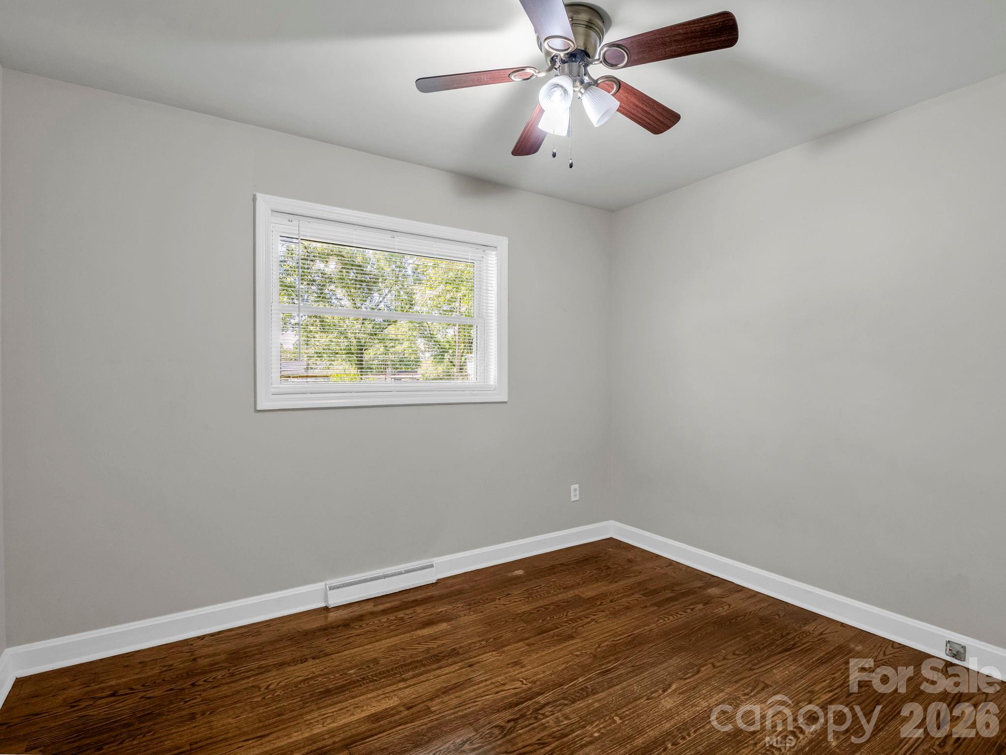 255 Smith Grove Road — Forest City