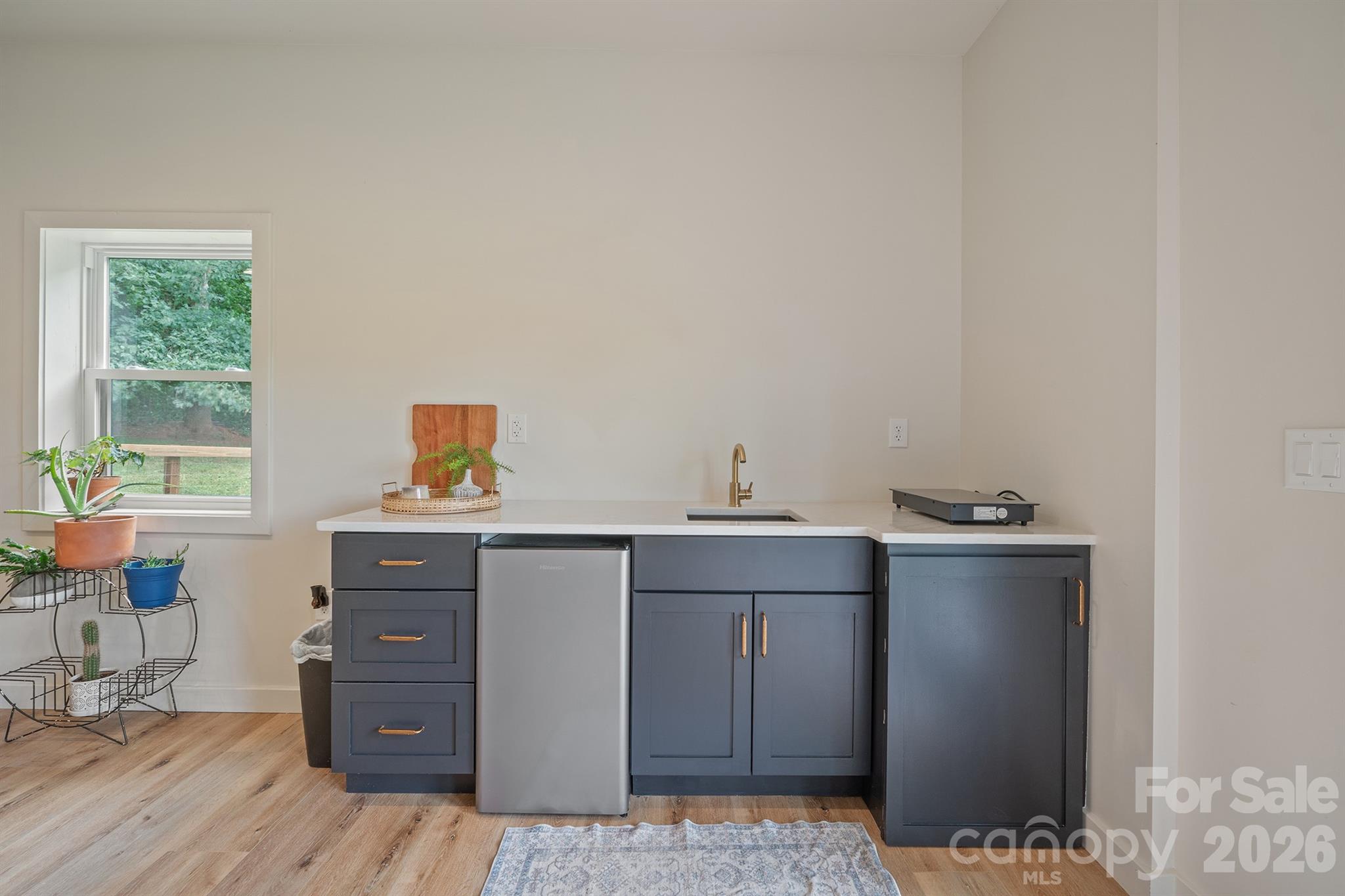 785 Midway Road — Statesville