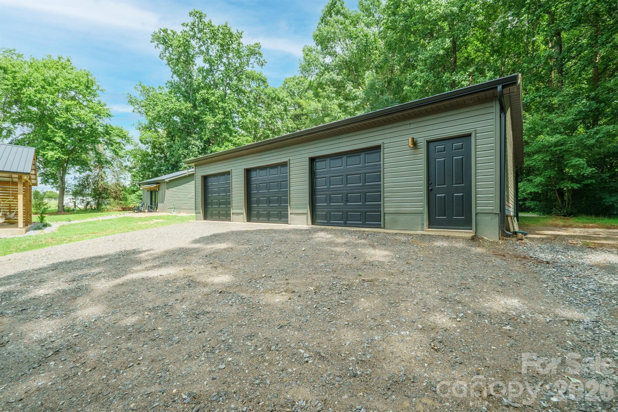 785 Midway Road — Statesville