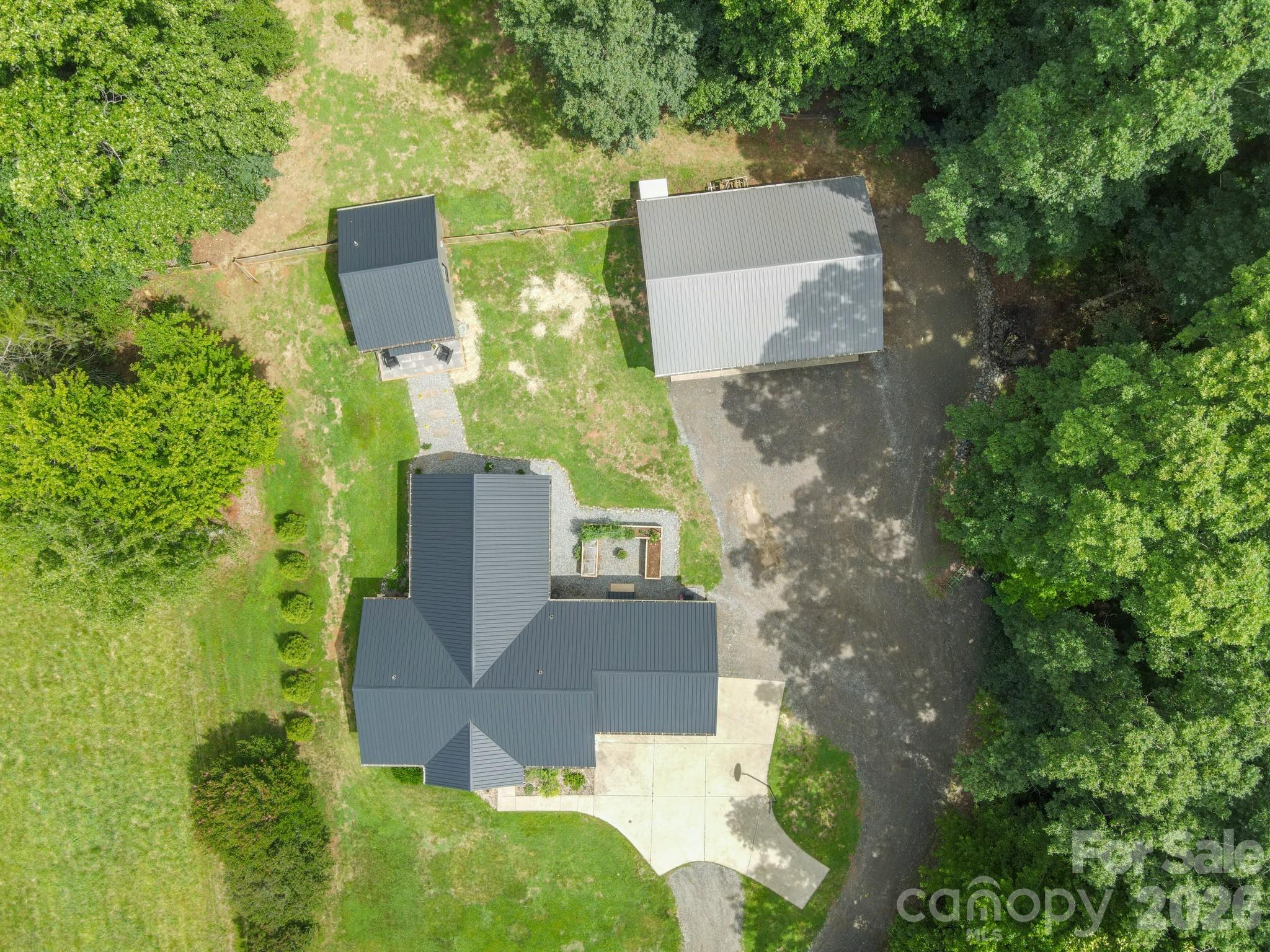 785 Midway Road — Statesville