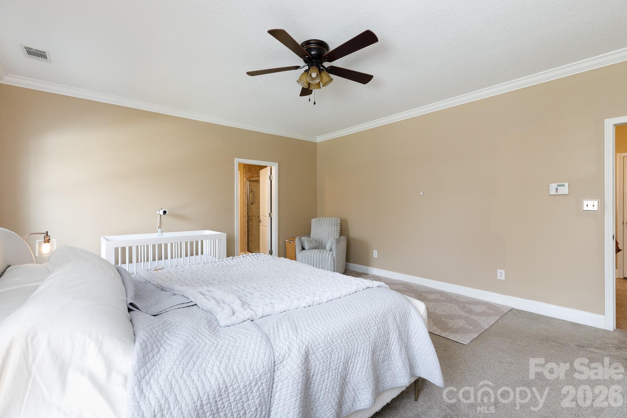 1108 King Road — York