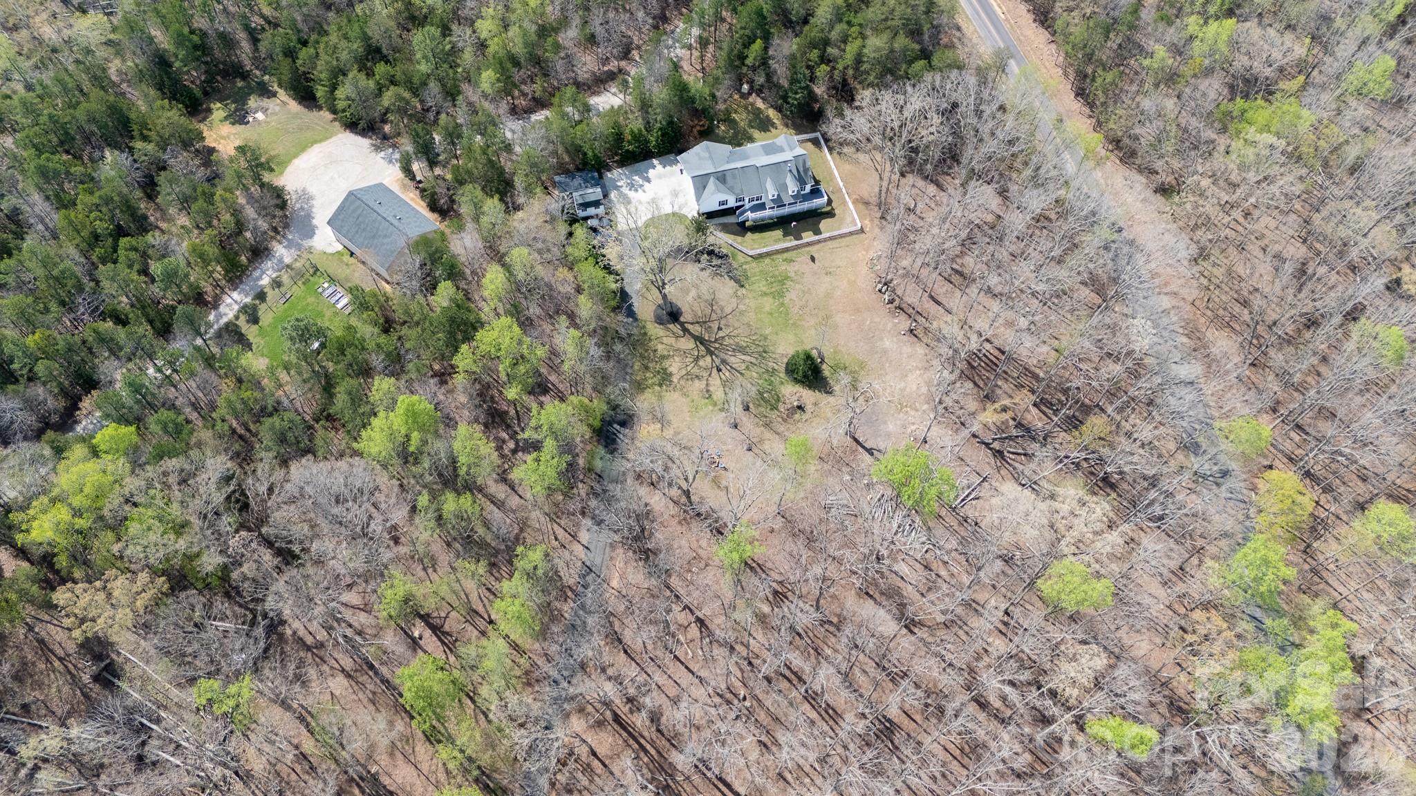 1108 King Road — York