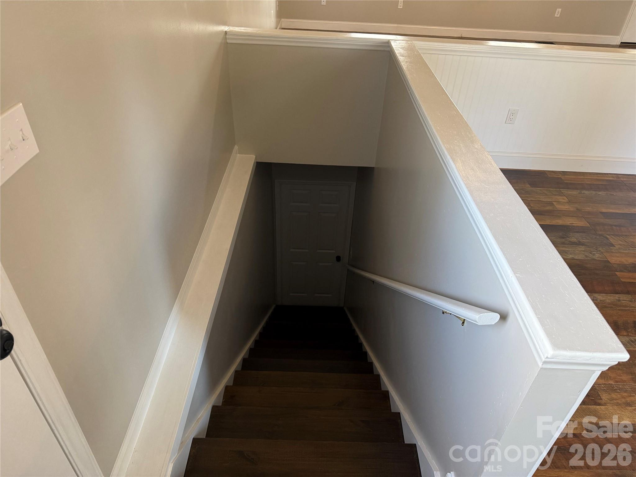 628 Hidden View Loop — Marion