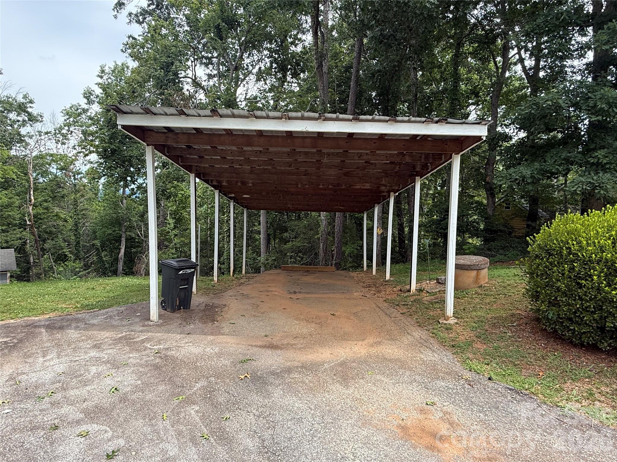 628 Hidden View Loop — Marion