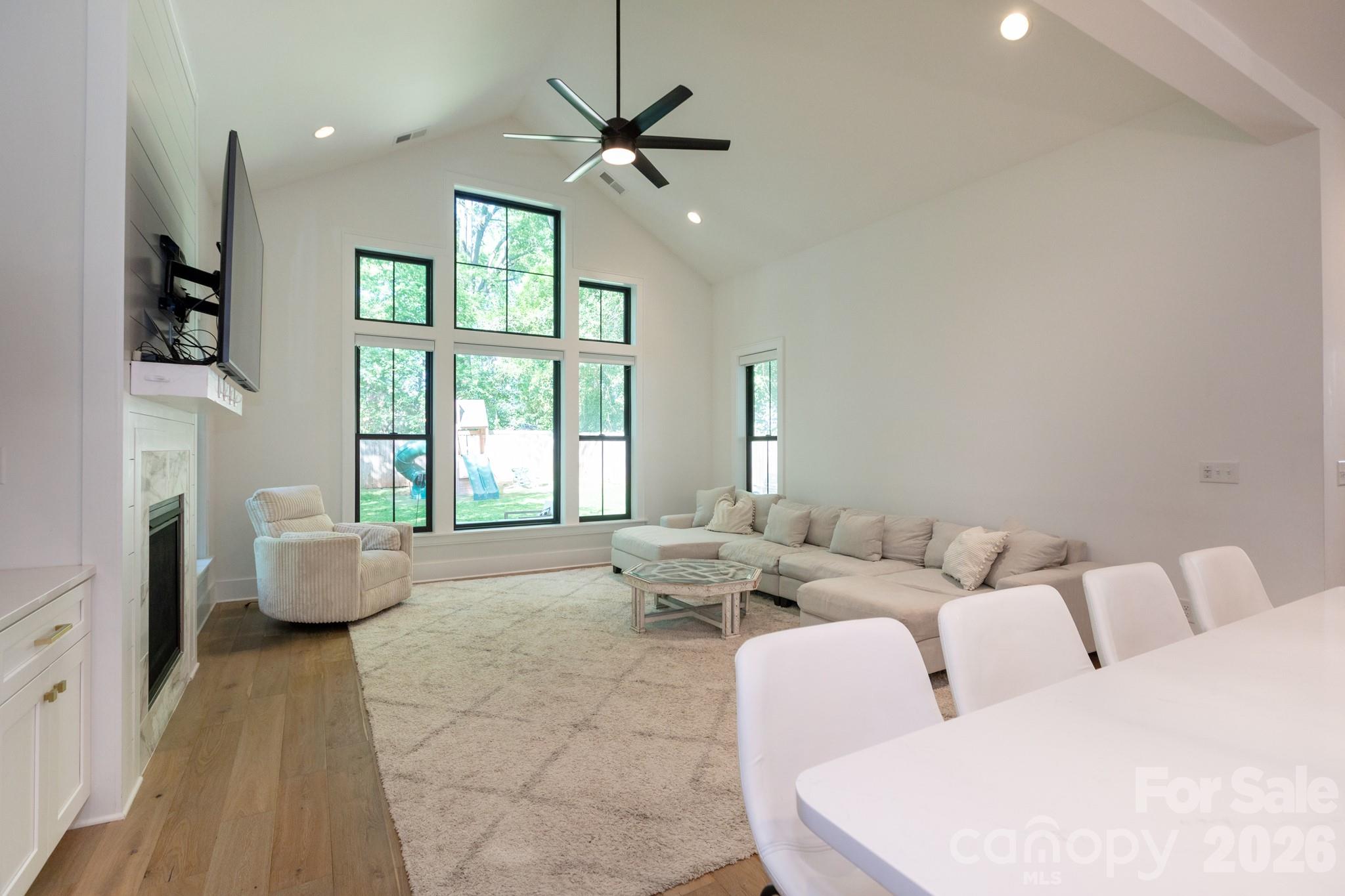 2629 Elon Street — Charlotte