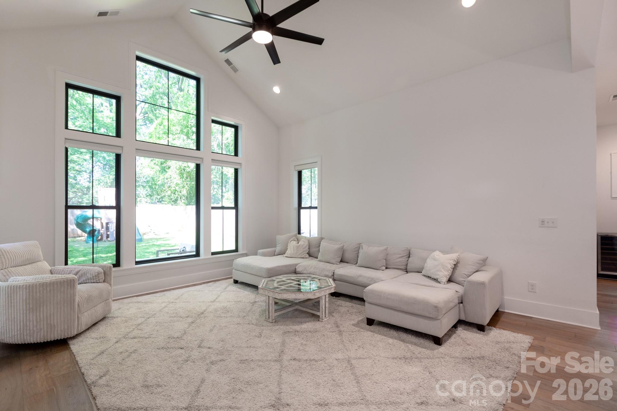 2629 Elon Street — Charlotte