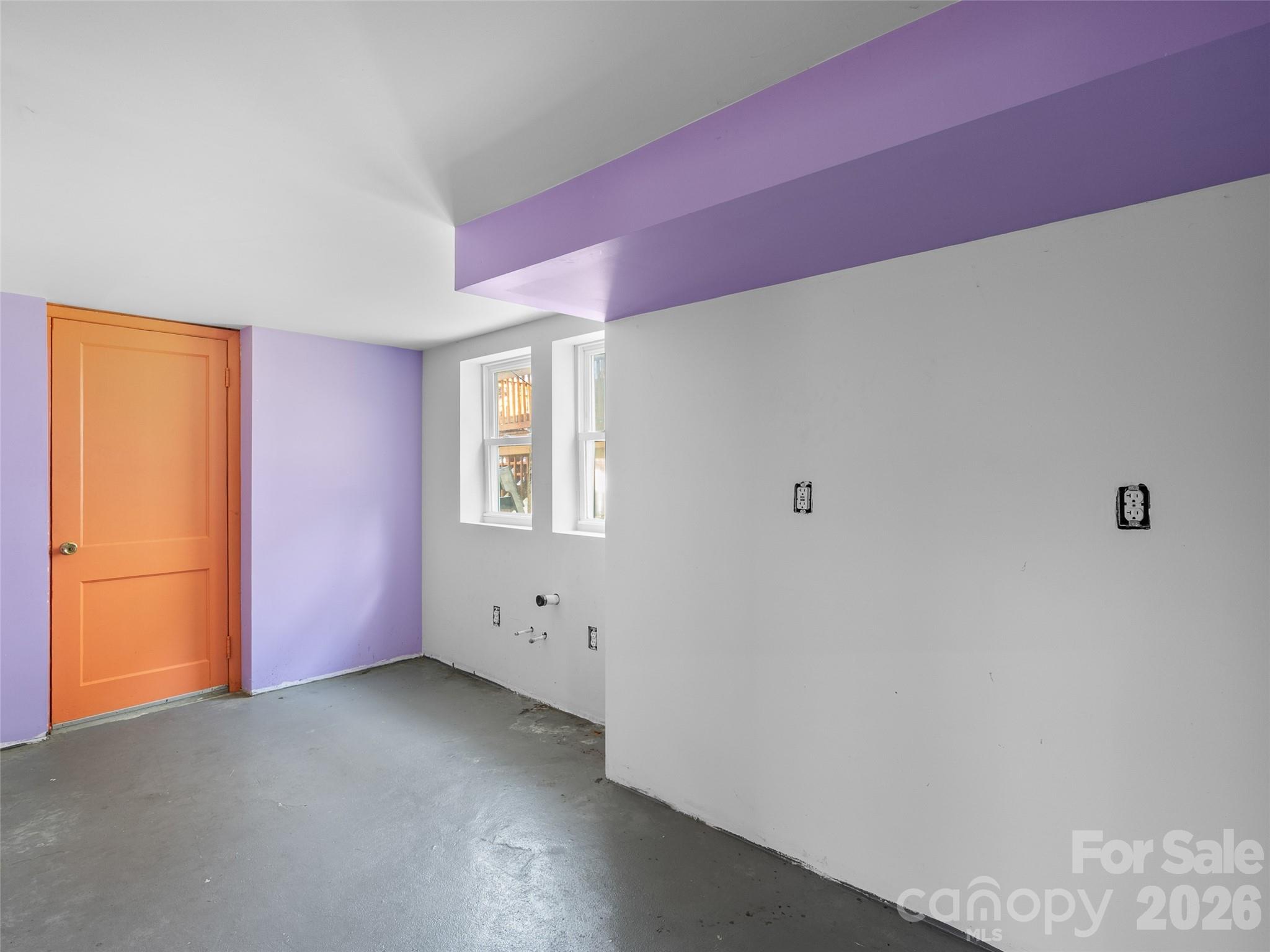 2 Pelzer Street — Asheville