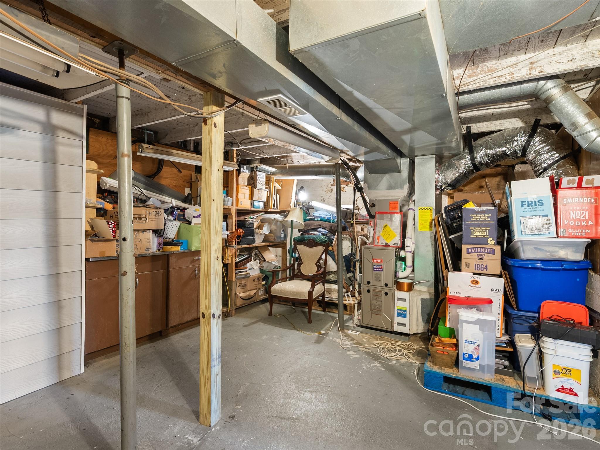 2 Pelzer Street — Asheville