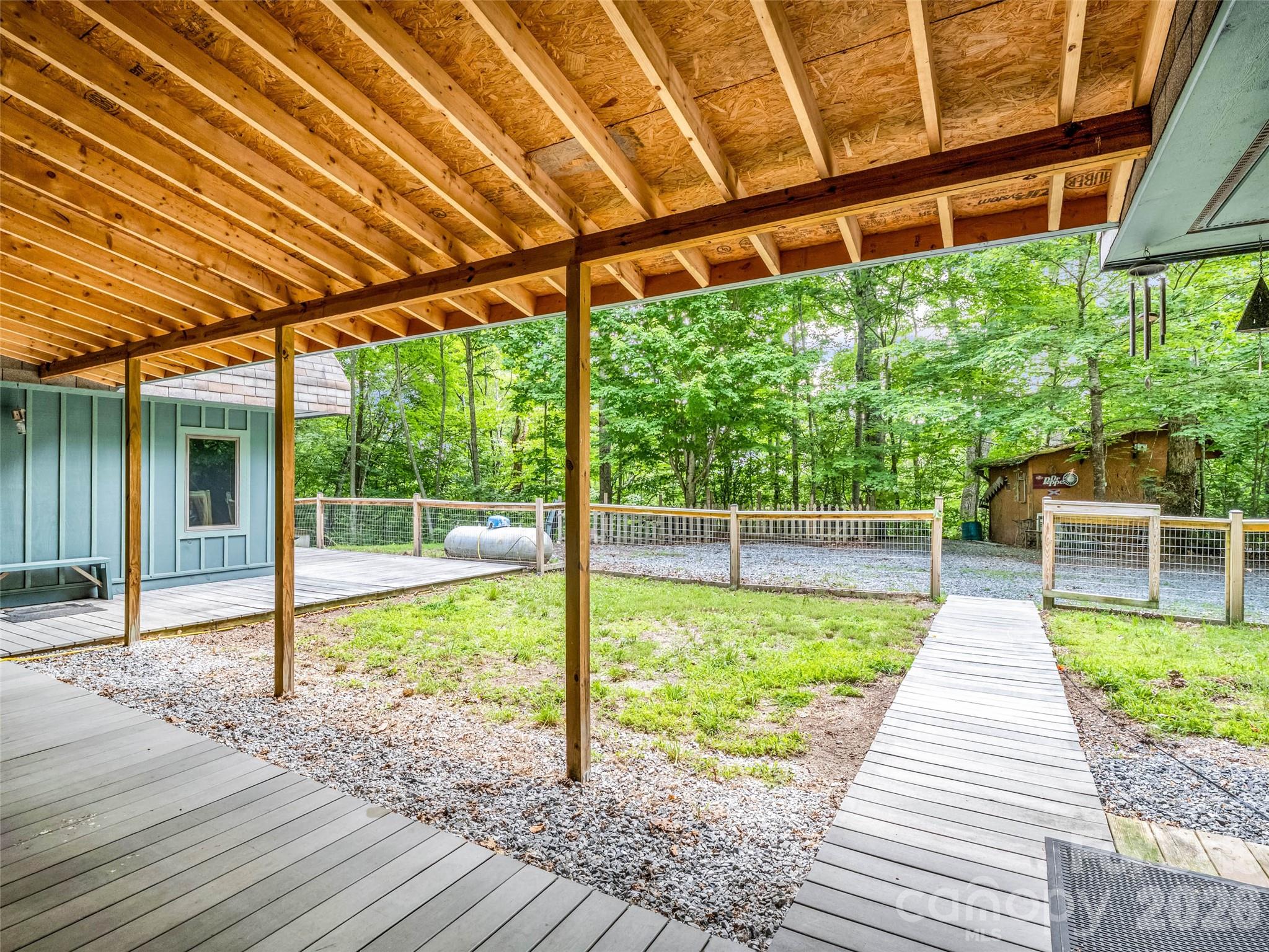 707 Cascade Trail — Pisgah Forest