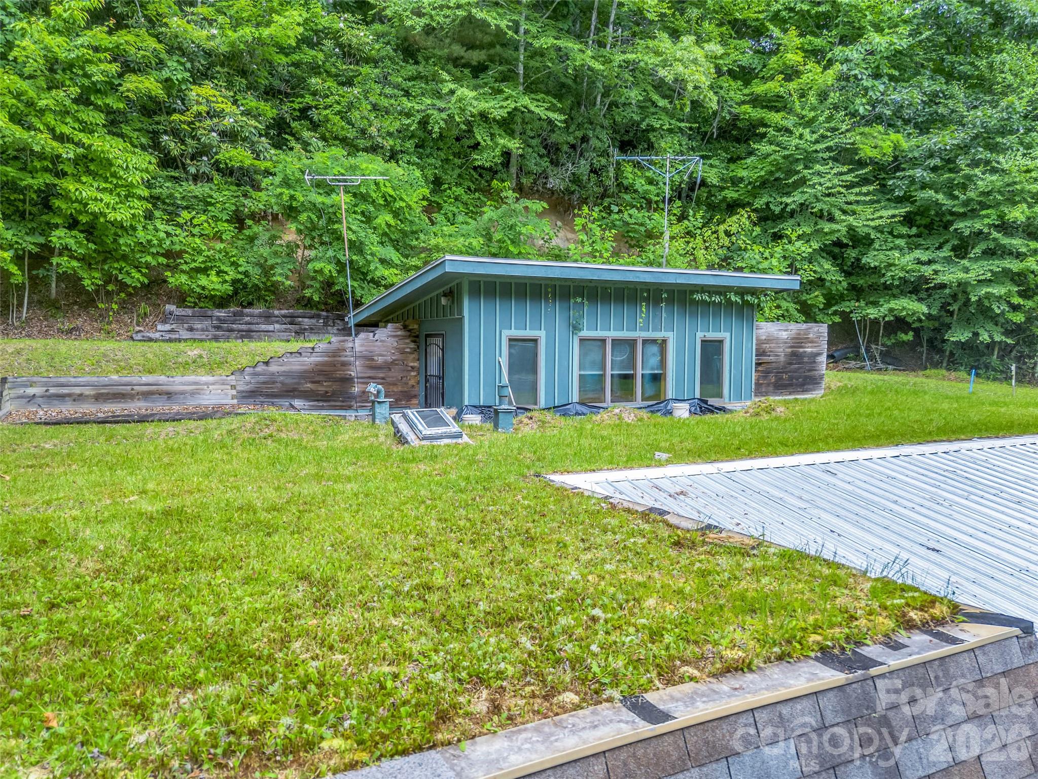707 Cascade Trail — Pisgah Forest
