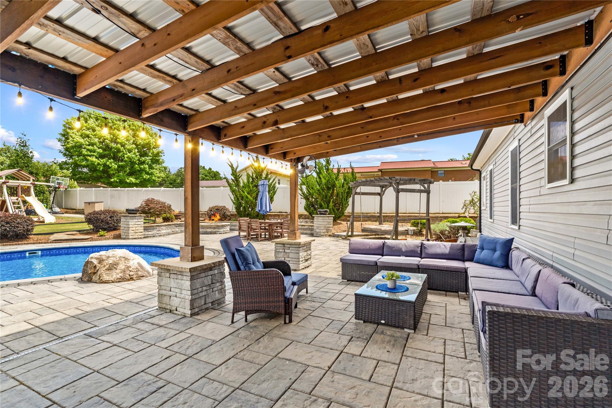 101 Ruby Lane — Maiden