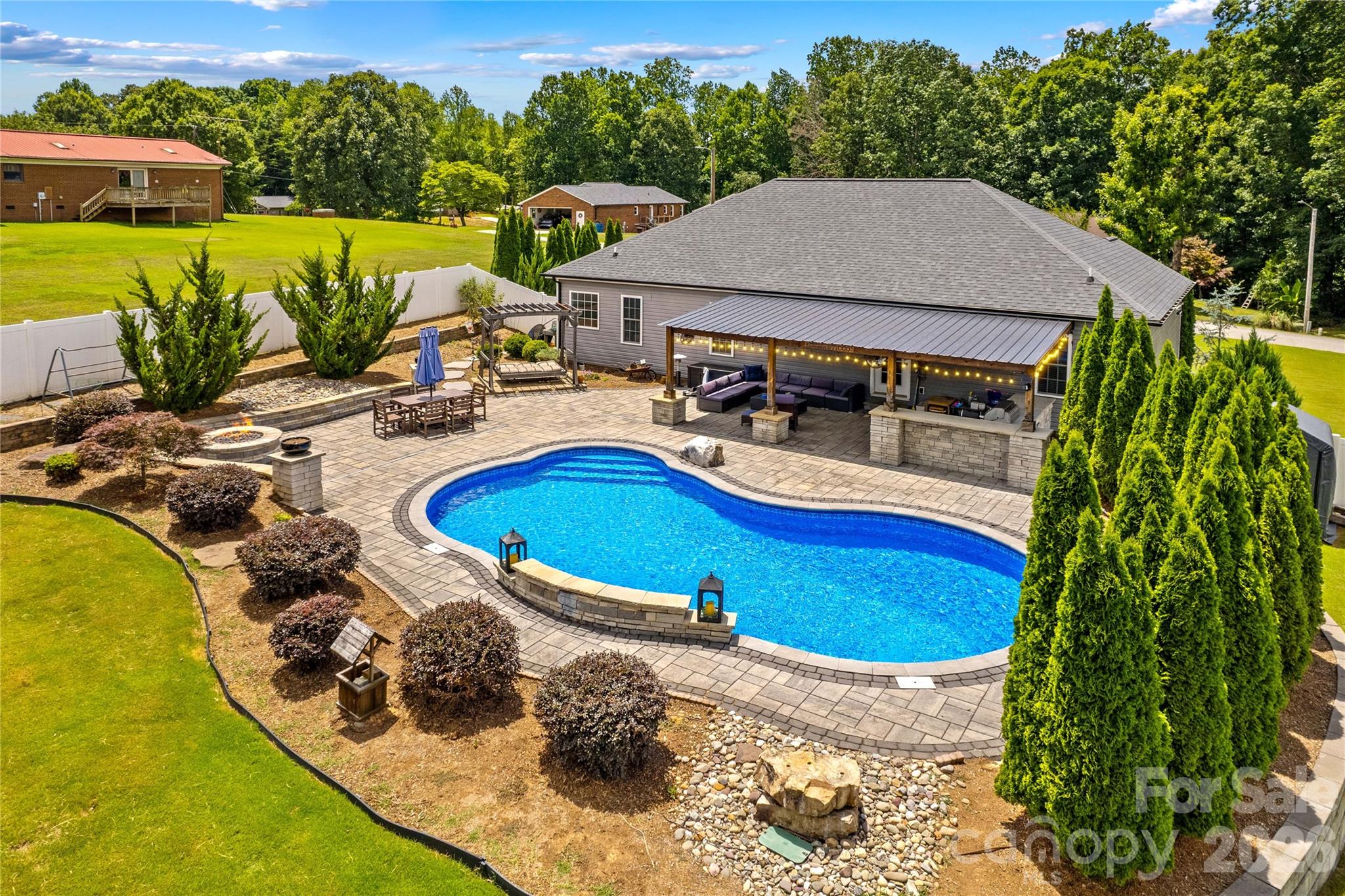 101 Ruby Lane — Maiden