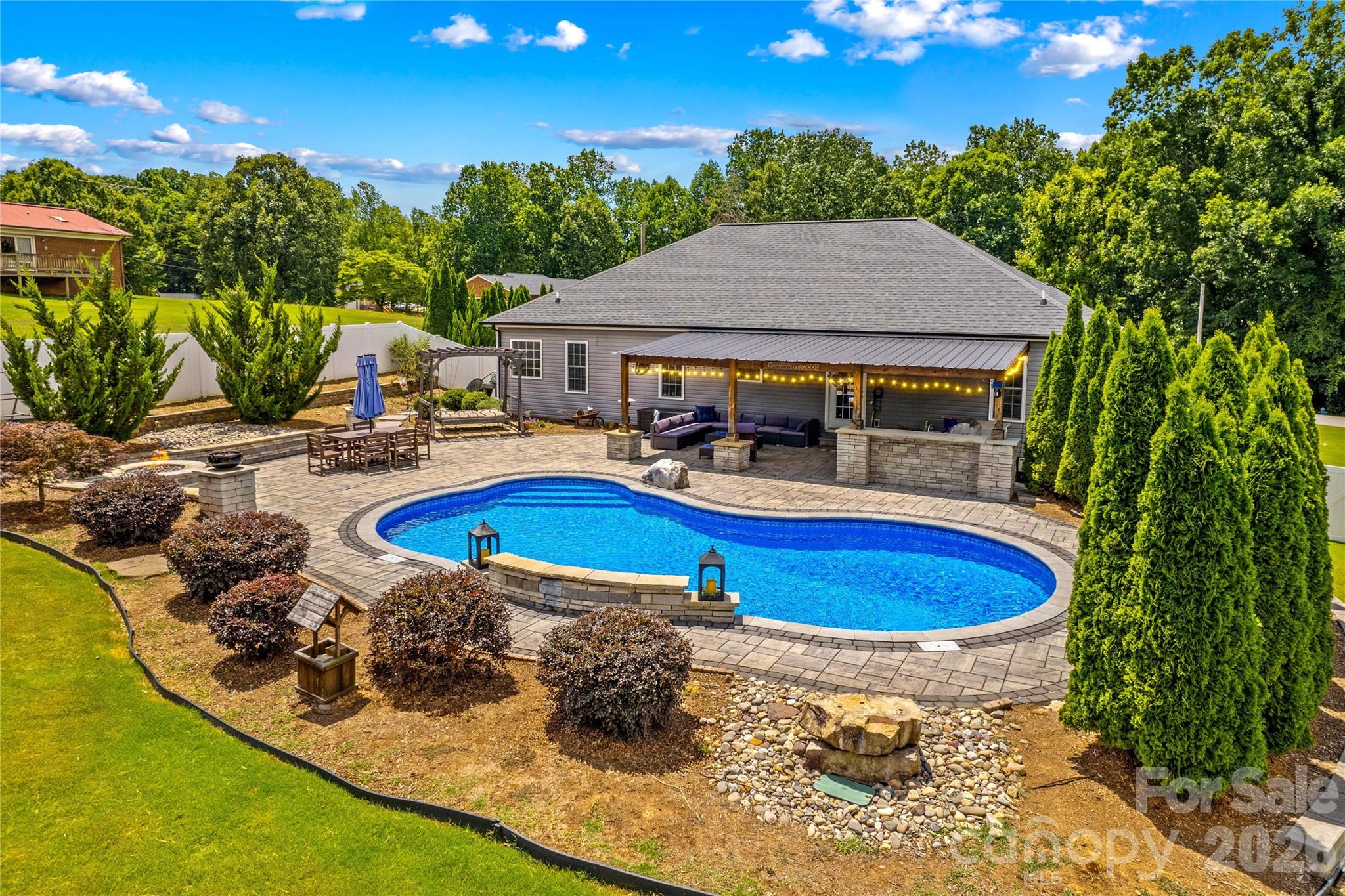 101 Ruby Lane — Maiden