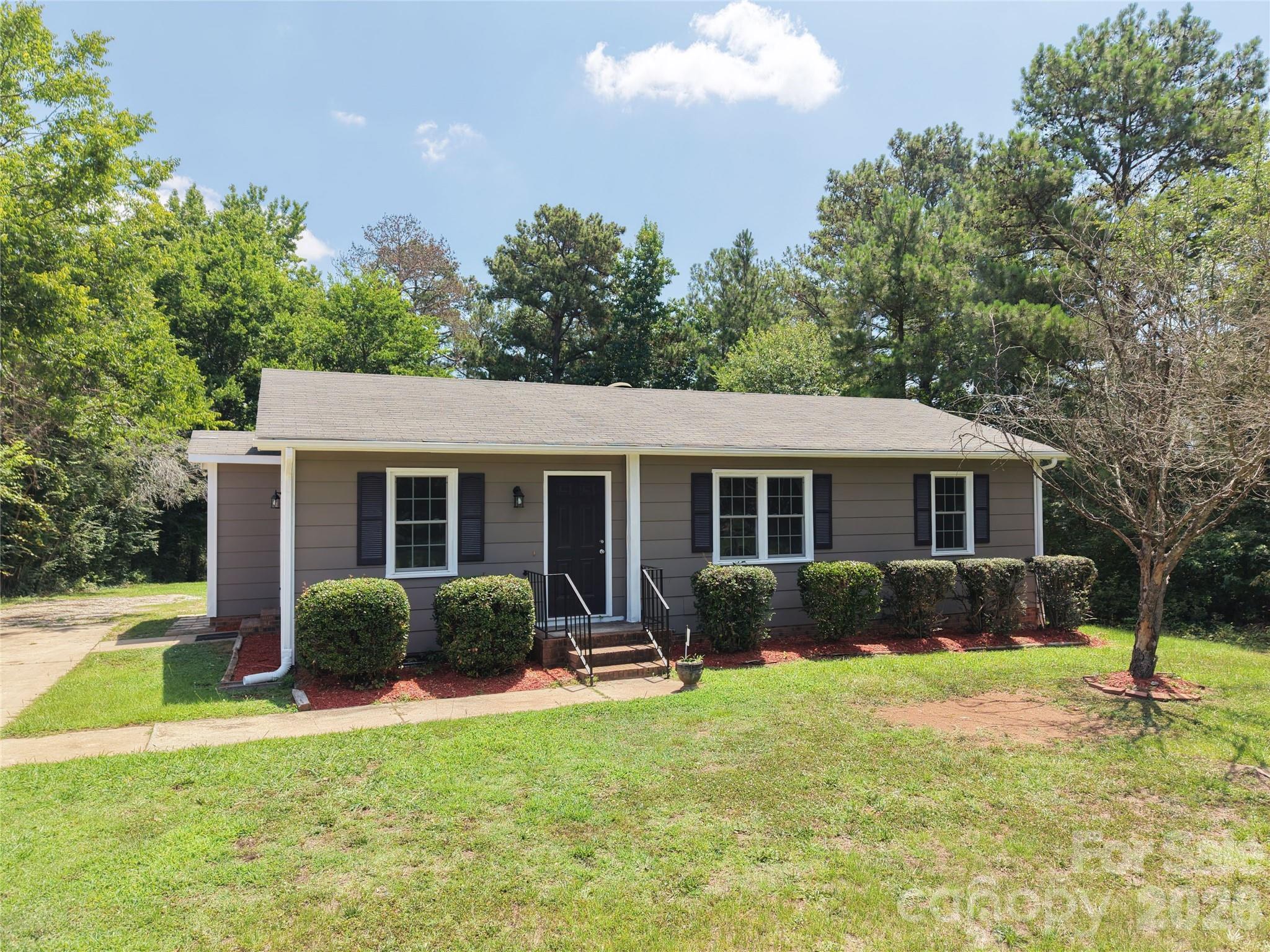 3853 COUNTRY CLUB Road — Wadesboro