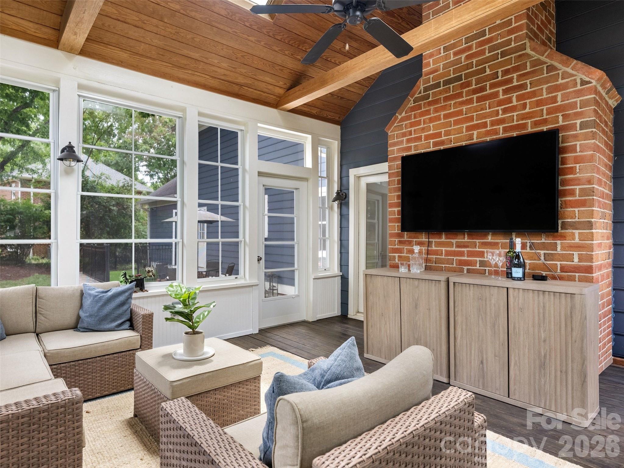 9317 Hanover South Trail — Charlotte