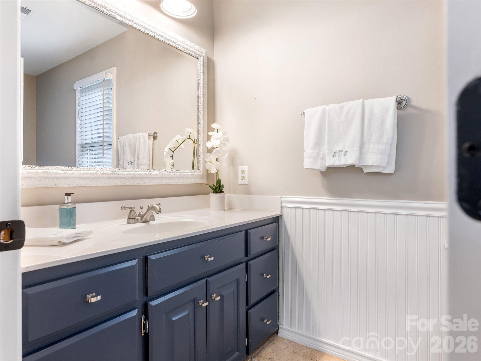 9317 Hanover South Trail — Charlotte