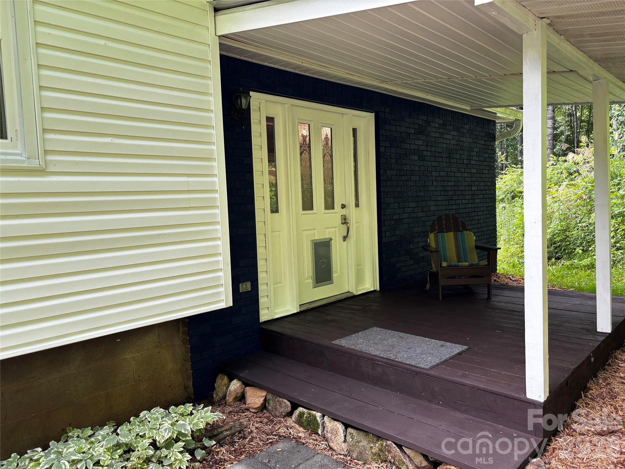 2879 Chandler Creek Road — Mars Hill
