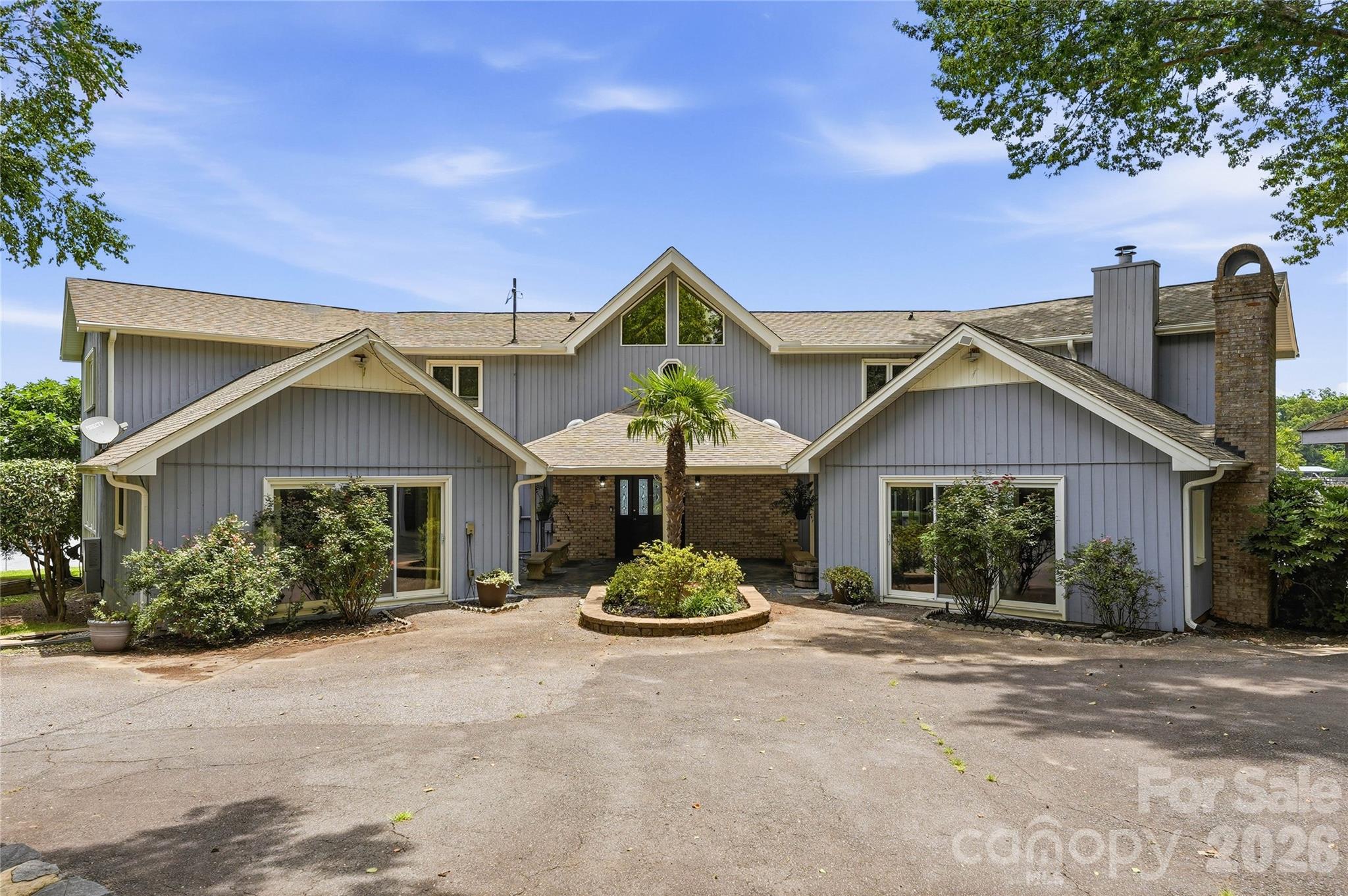 4872 E Liberty Hill Road — York