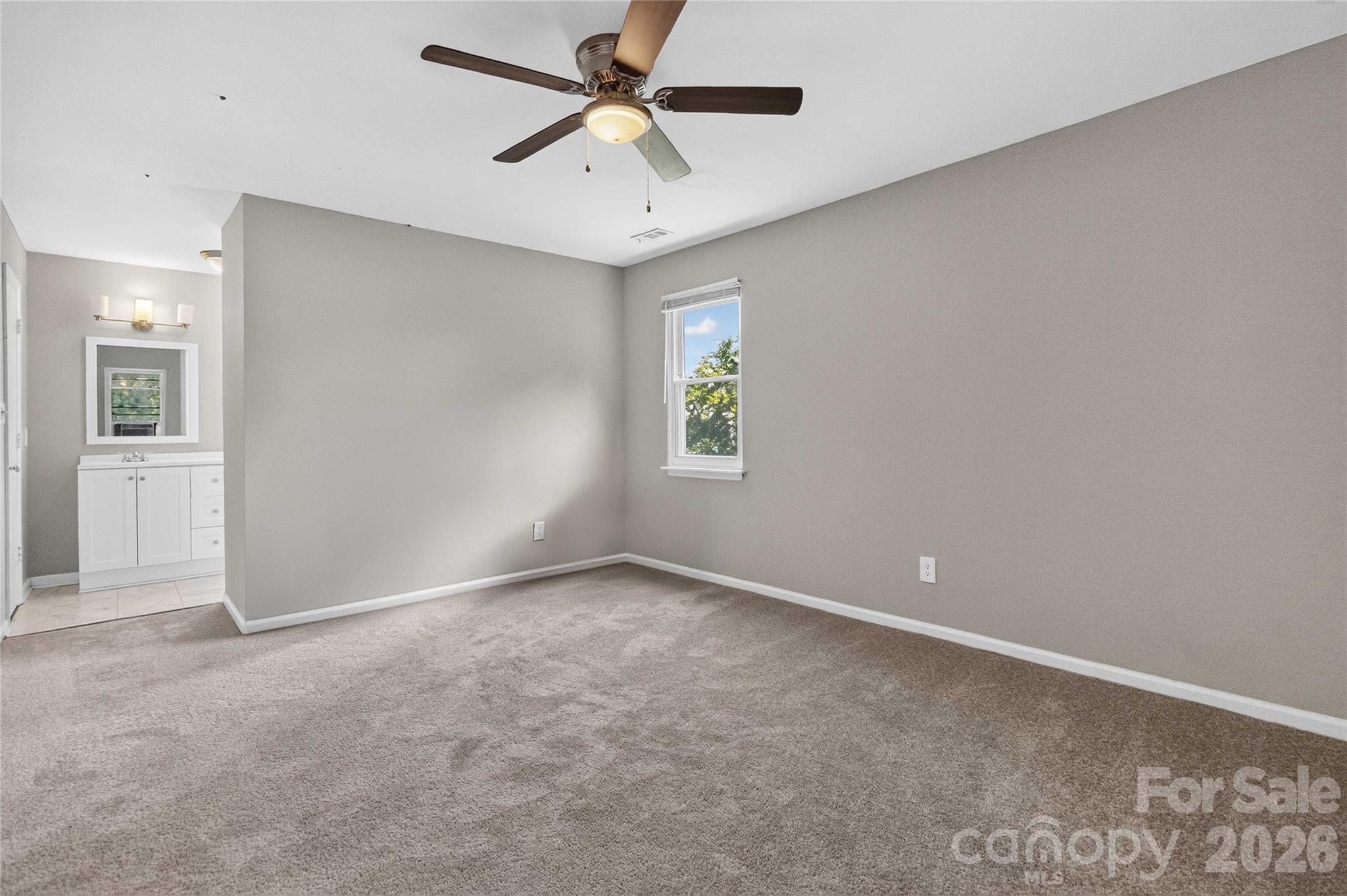 11117 Kingfisher Drive — Charlotte