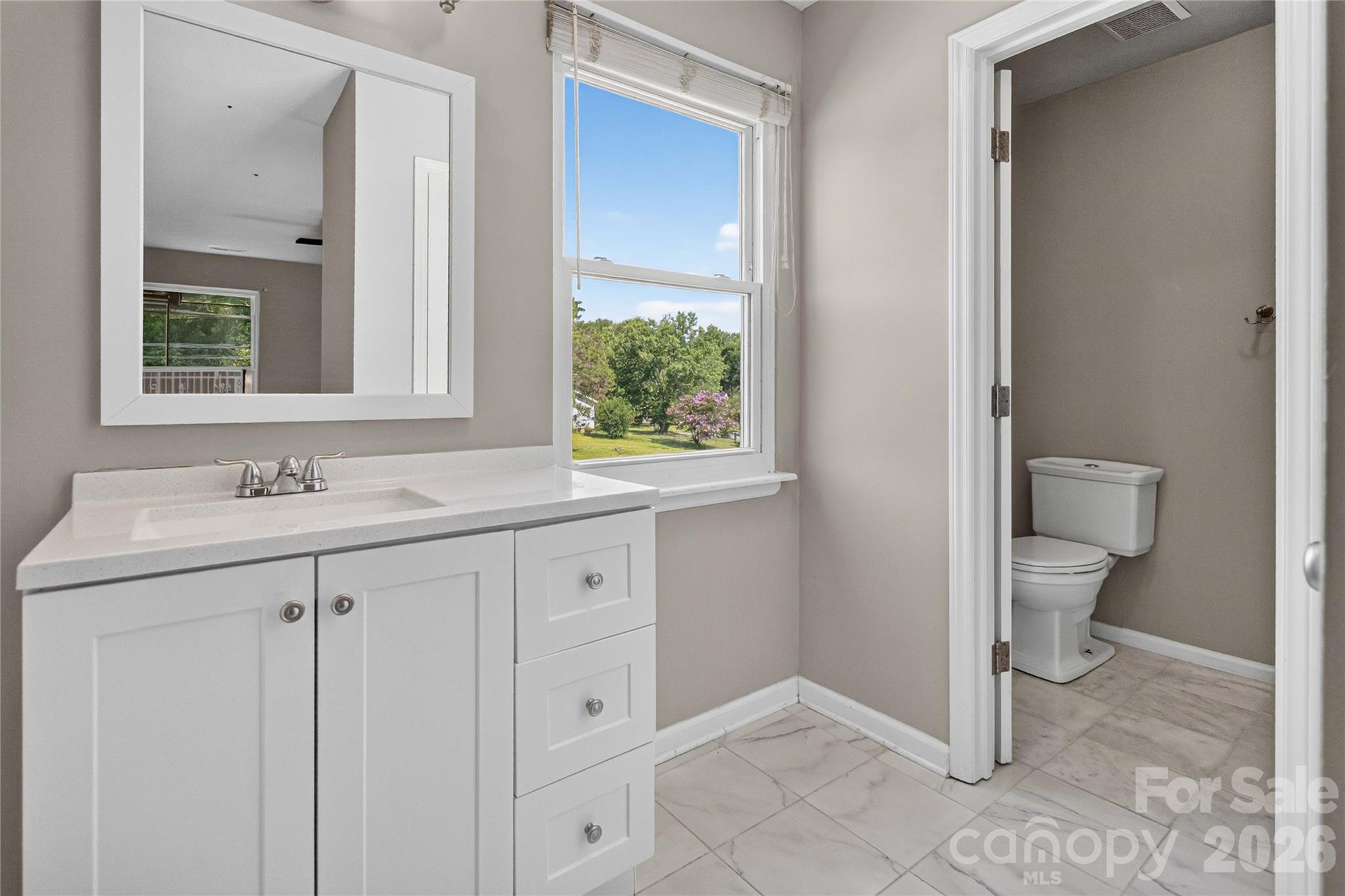 11117 Kingfisher Drive — Charlotte