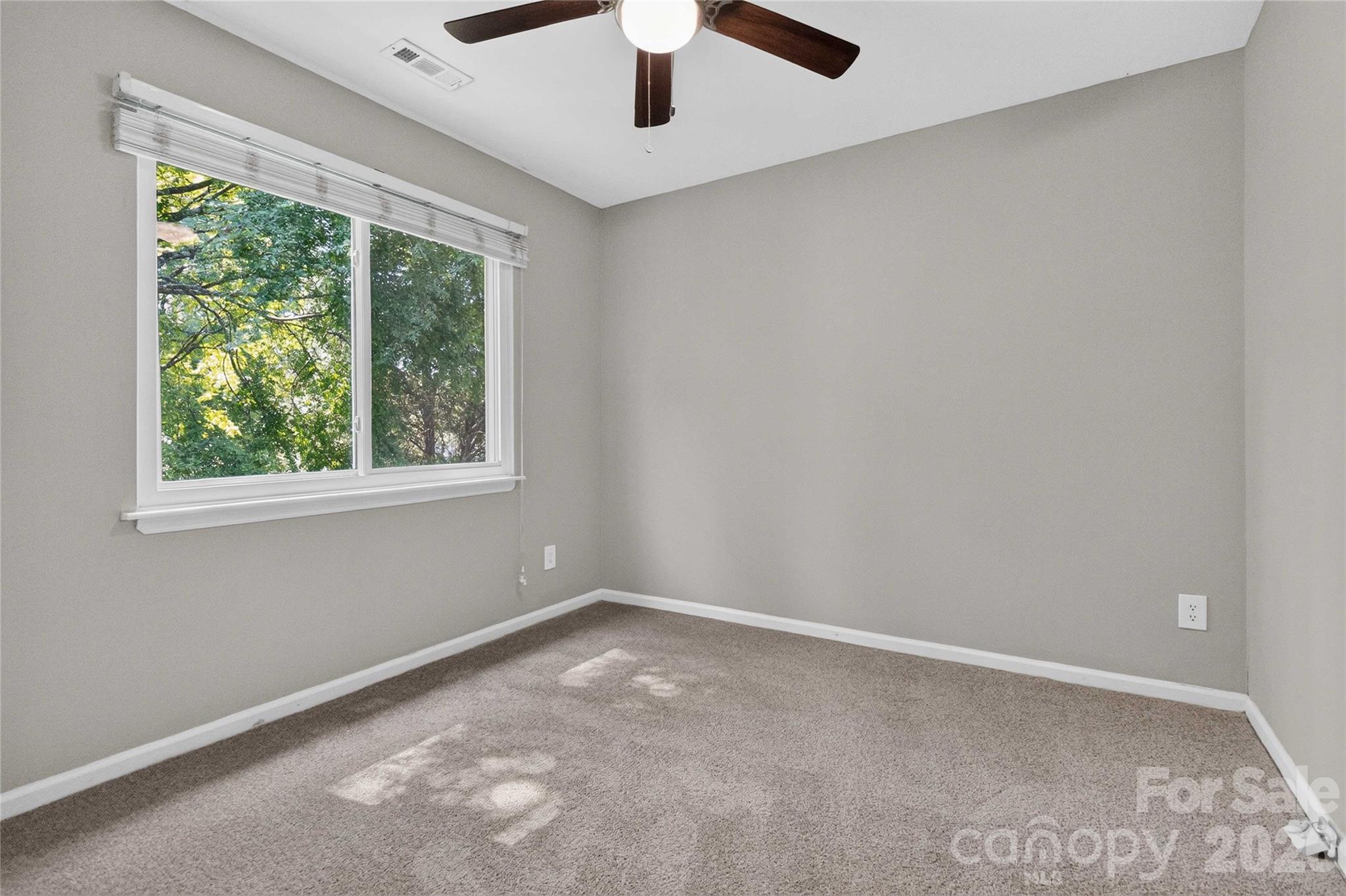 11117 Kingfisher Drive — Charlotte