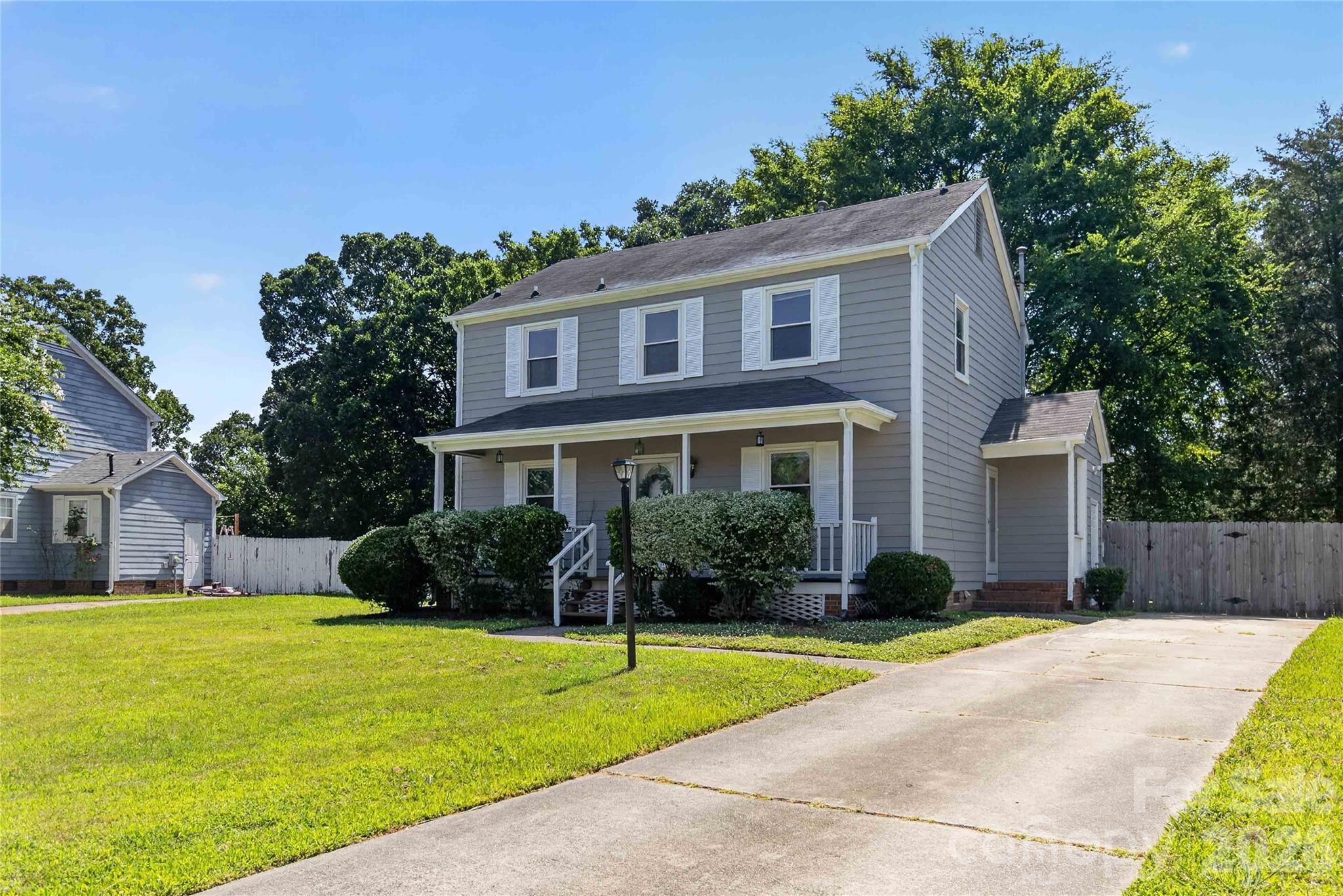 11117 Kingfisher Drive — Charlotte