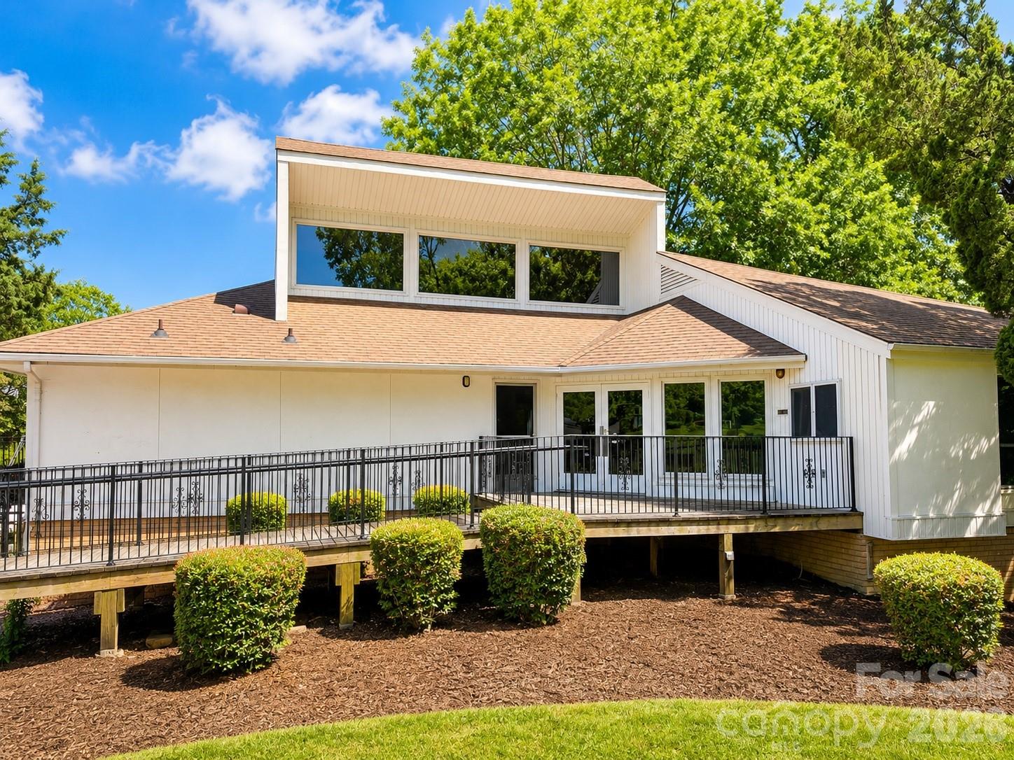 4822 Spring Lake Drive — Charlotte