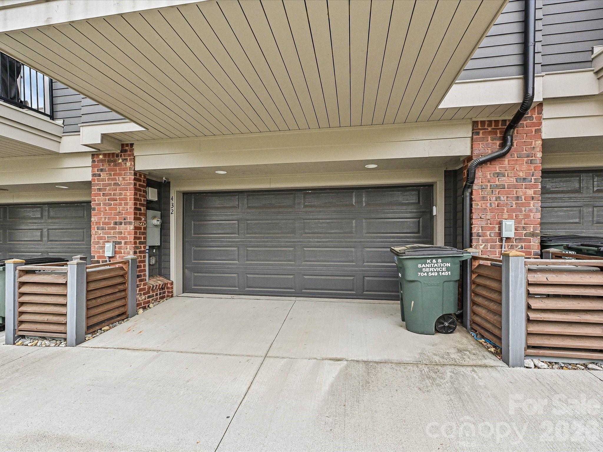 432 E 33rd Street — Charlotte
