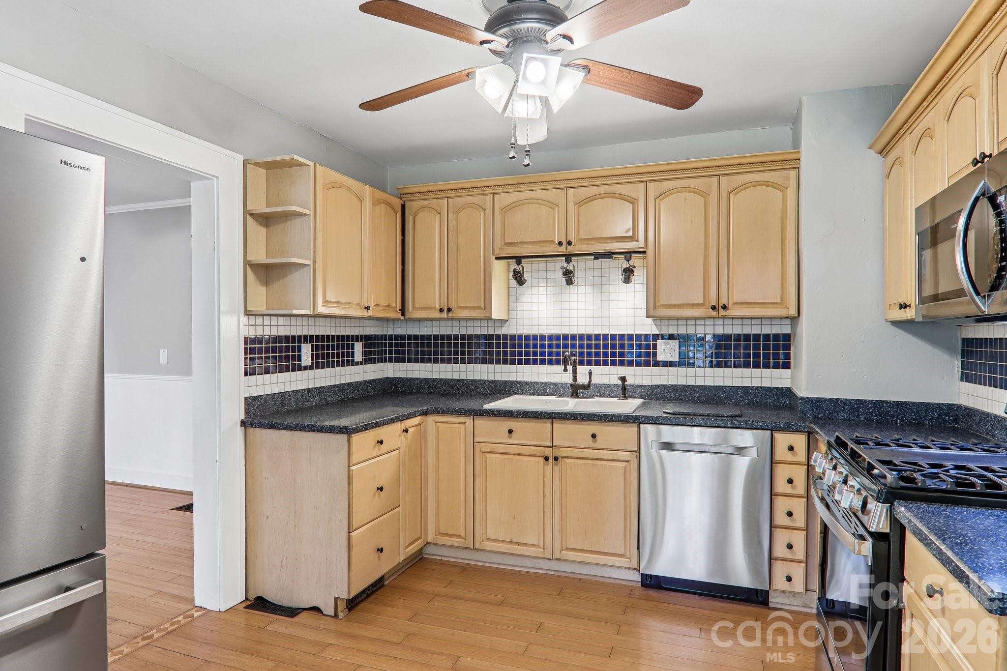 5 Belmont Avenue — Asheville