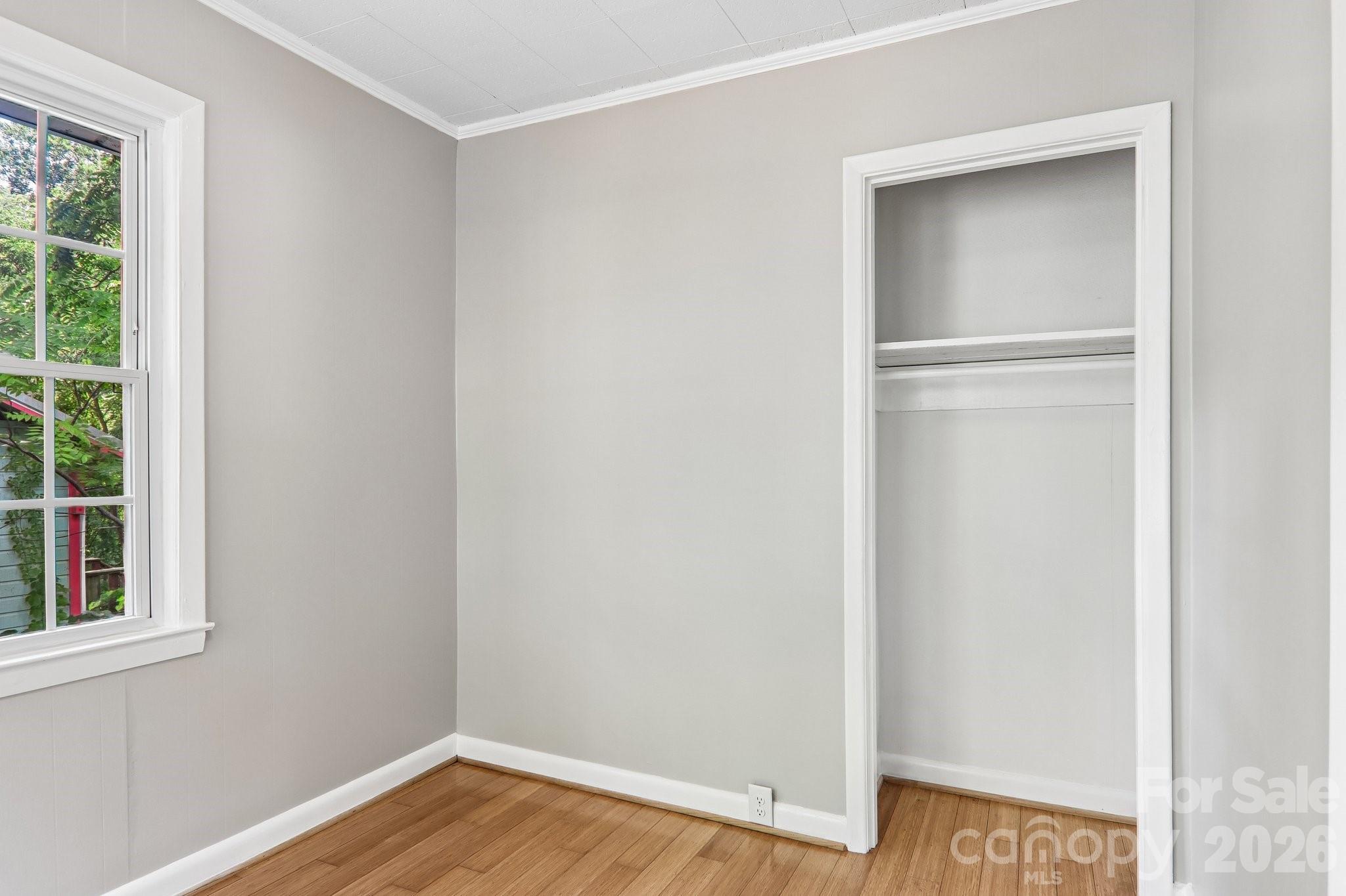 5 Belmont Avenue — Asheville
