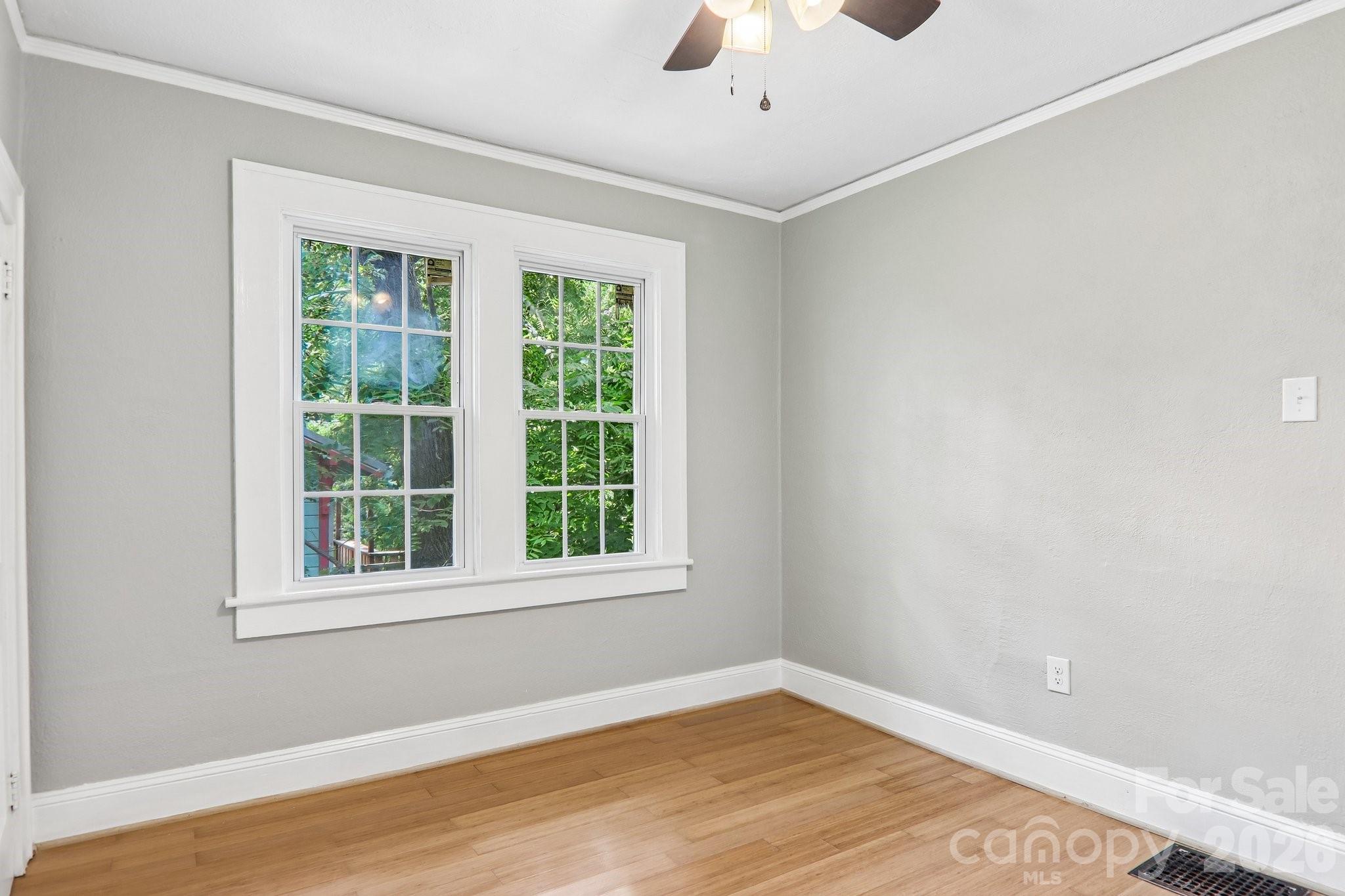 5 Belmont Avenue — Asheville