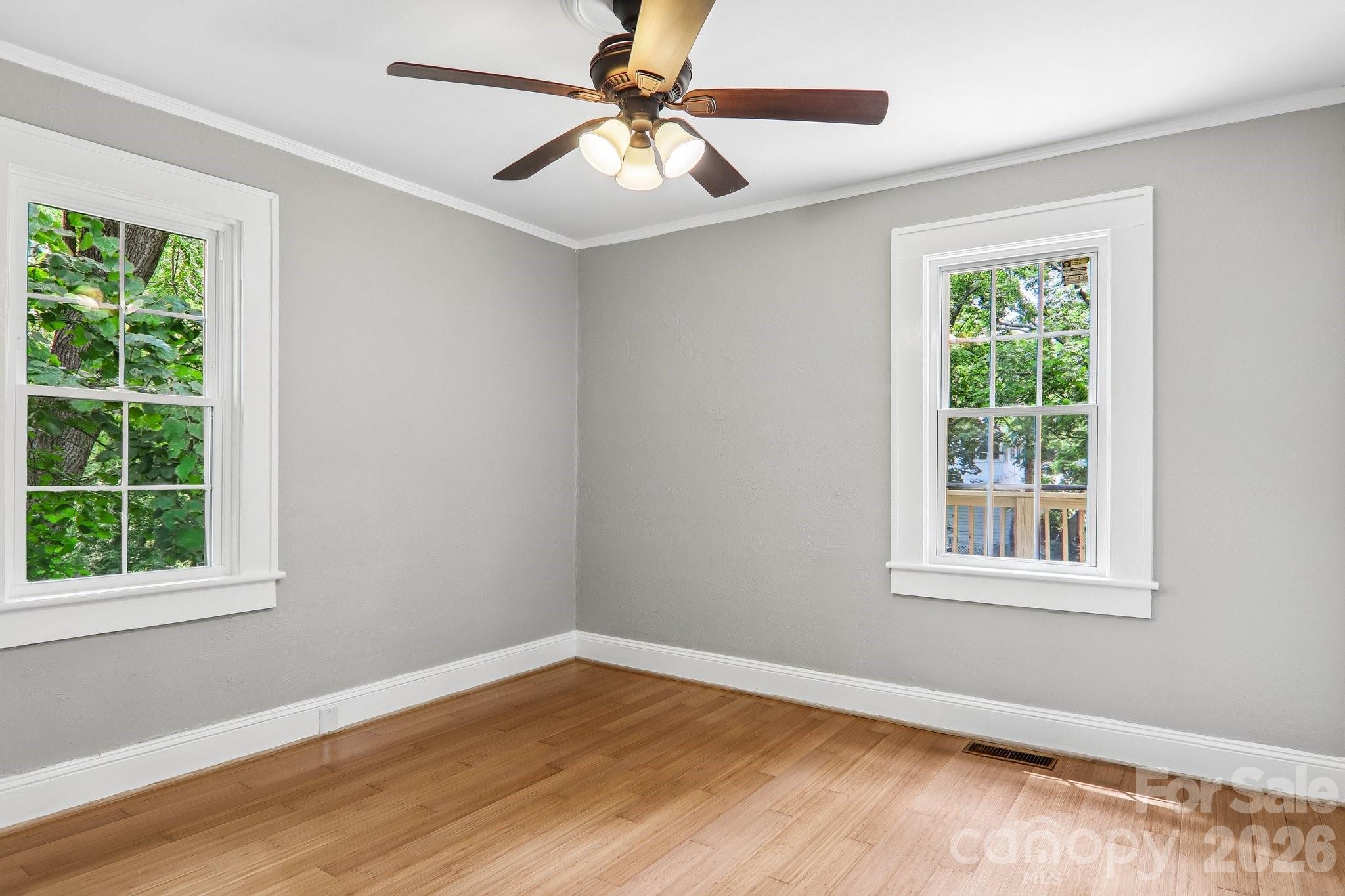 5 Belmont Avenue — Asheville