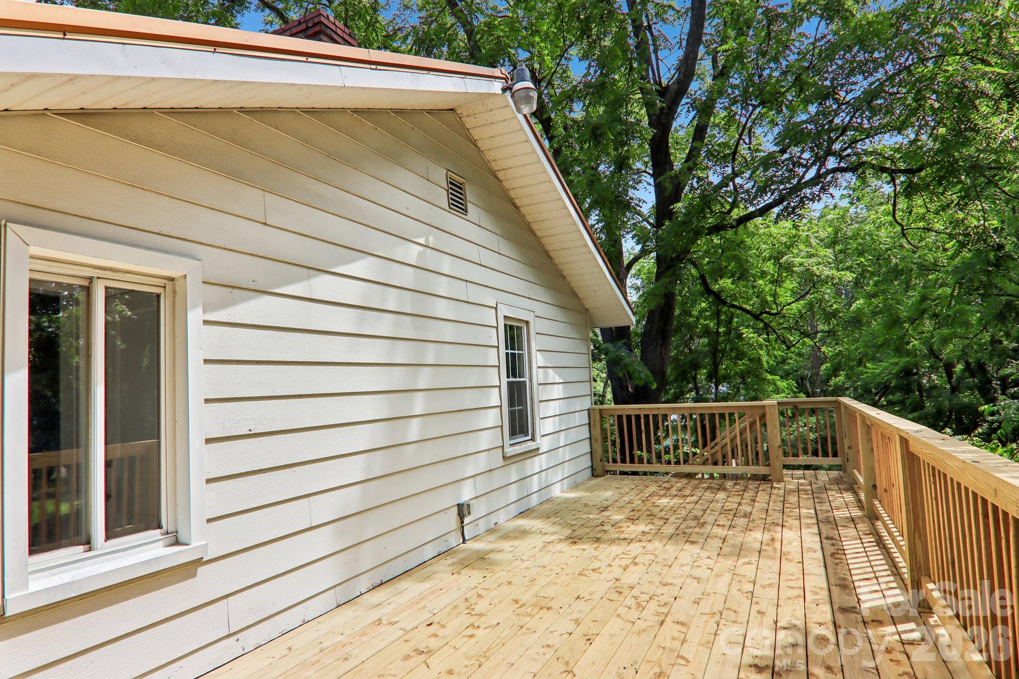 5 Belmont Avenue — Asheville