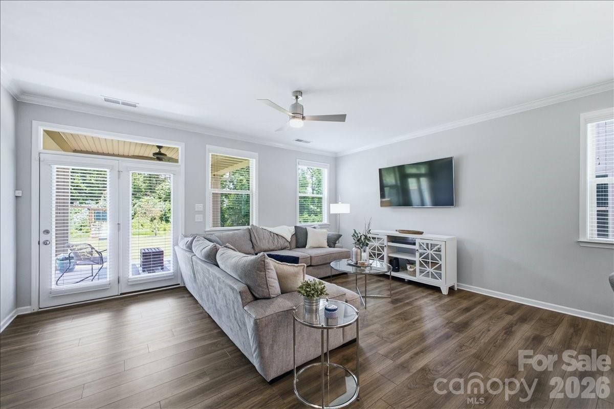 12628 Heath Grove Drive — Huntersville