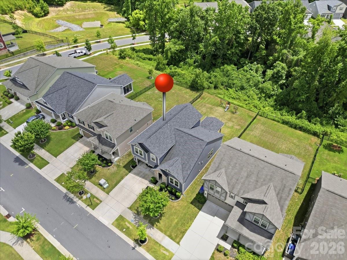 12628 Heath Grove Drive — Huntersville