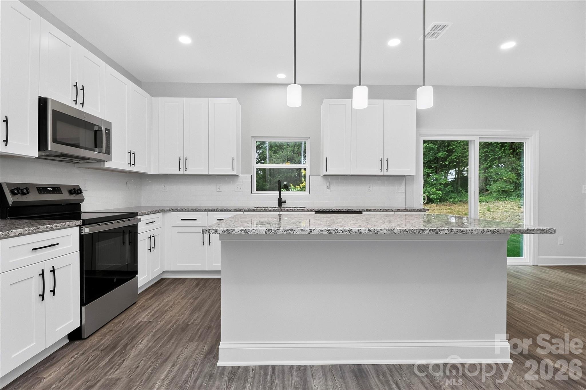 300 Margarette Avenue — Belmont