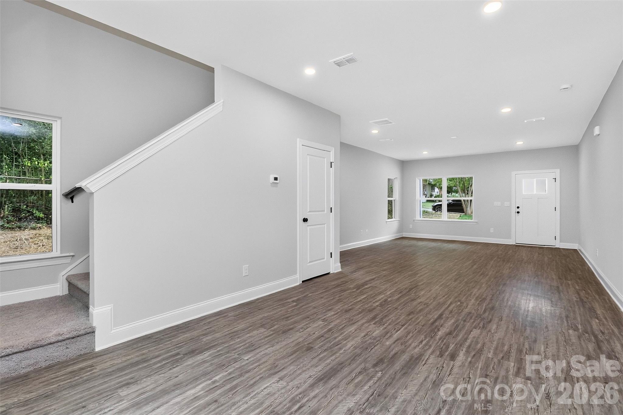 300 Margarette Avenue — Belmont