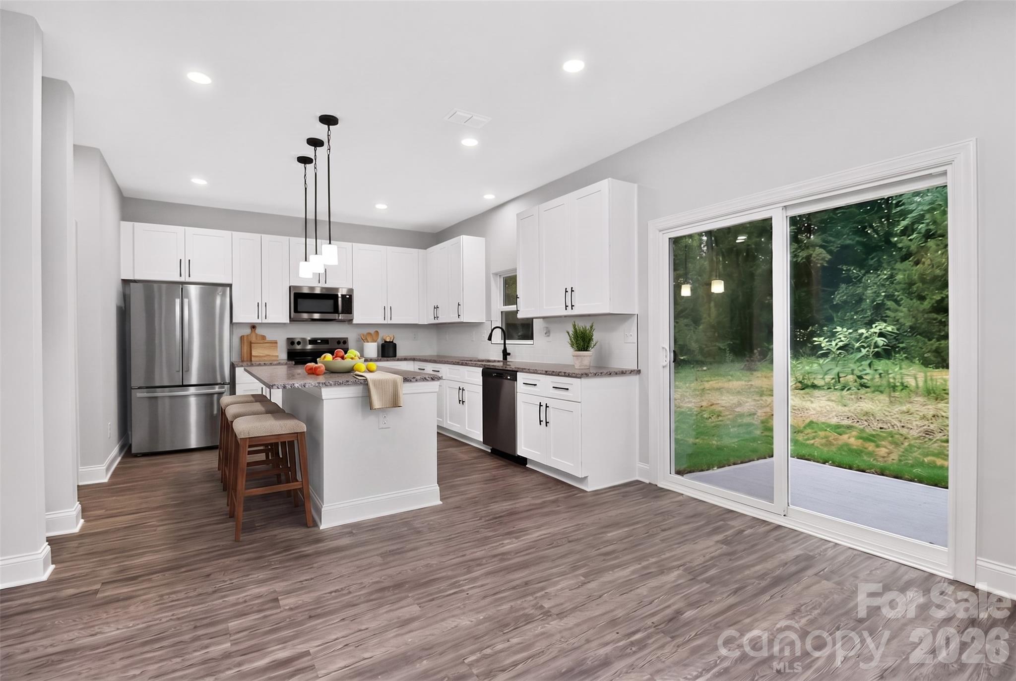 300 Margarette Avenue — Belmont