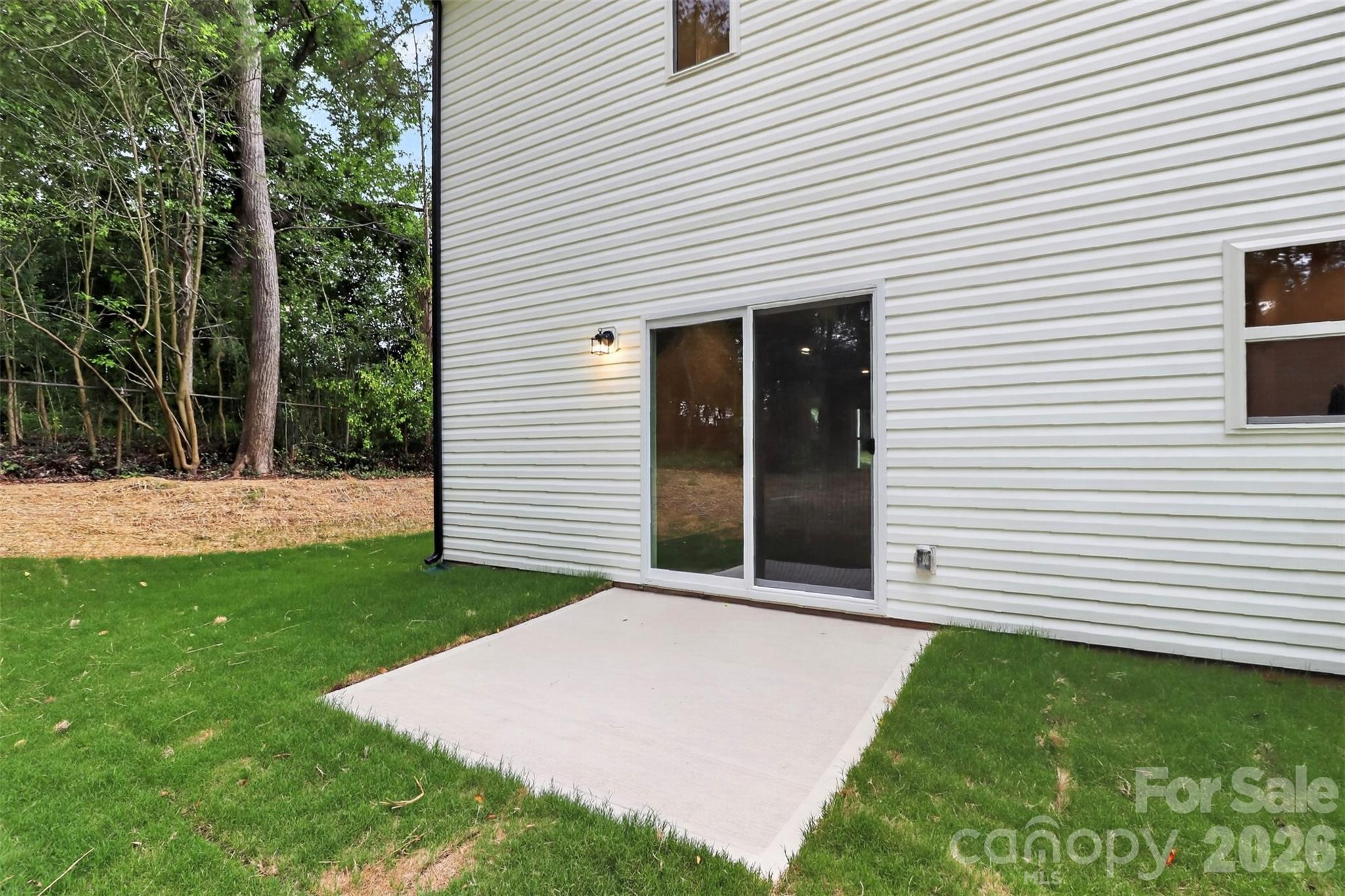 300 Margarette Avenue — Belmont