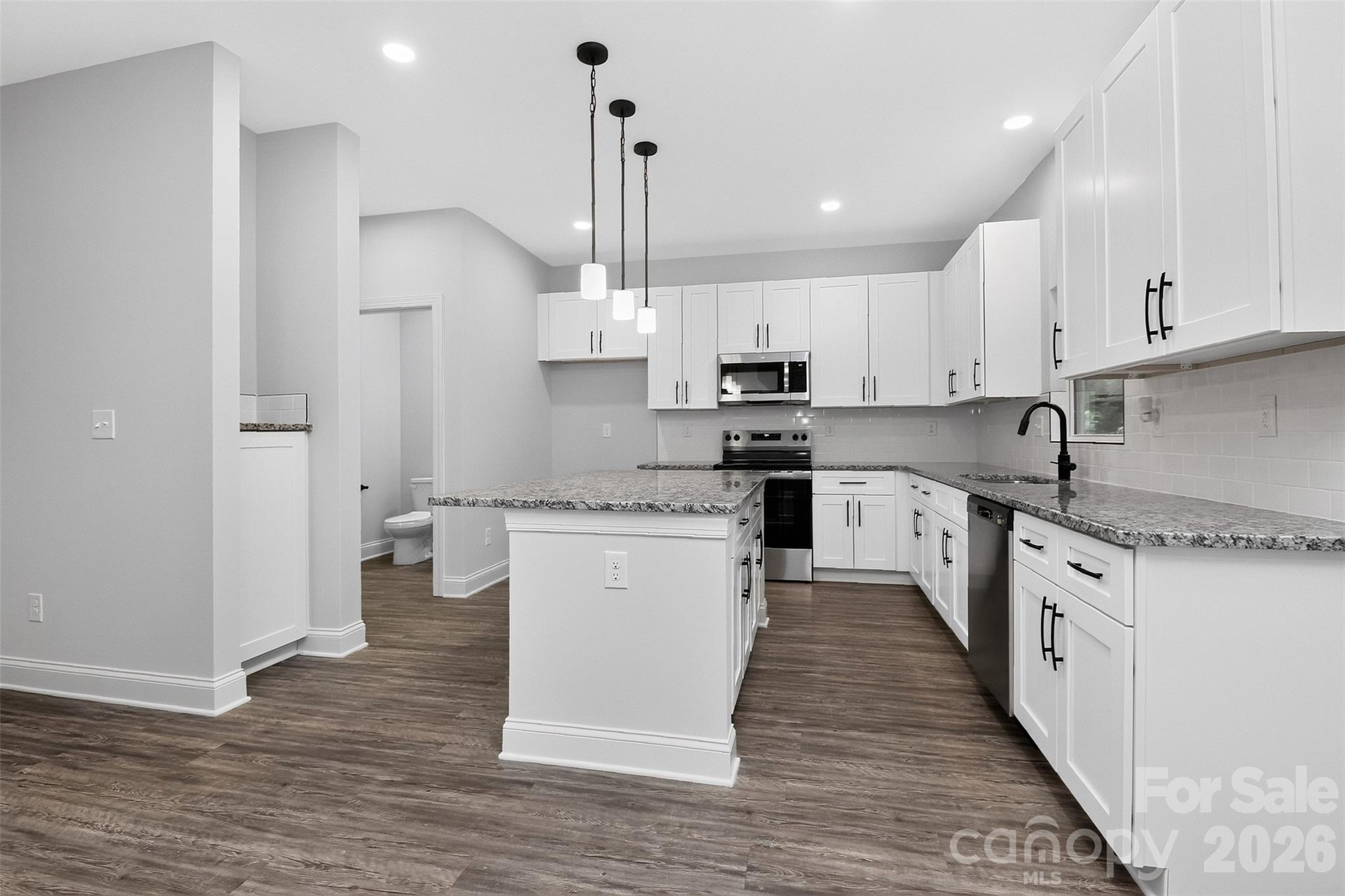 300 Margarette Avenue — Belmont