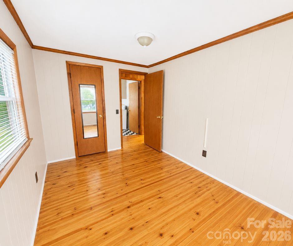 102 Aderholdt Road — Bessemer City