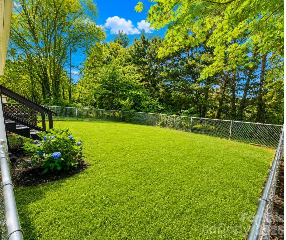 102 Aderholdt Road — Bessemer City