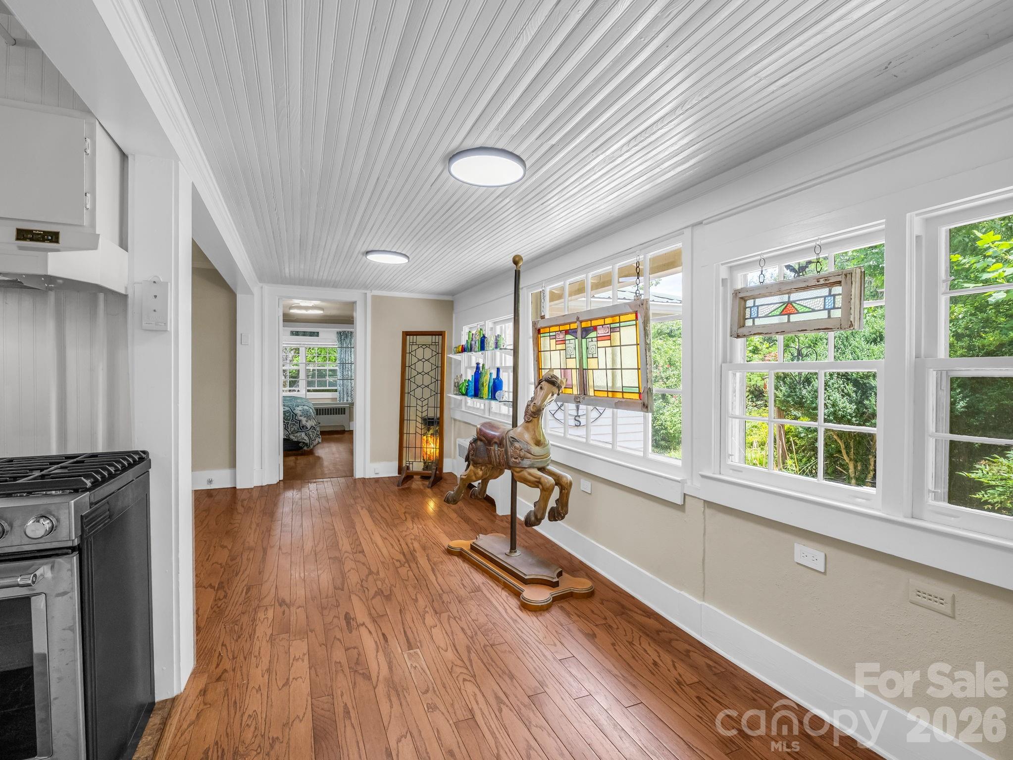 23 Sunset Drive — Black Mountain