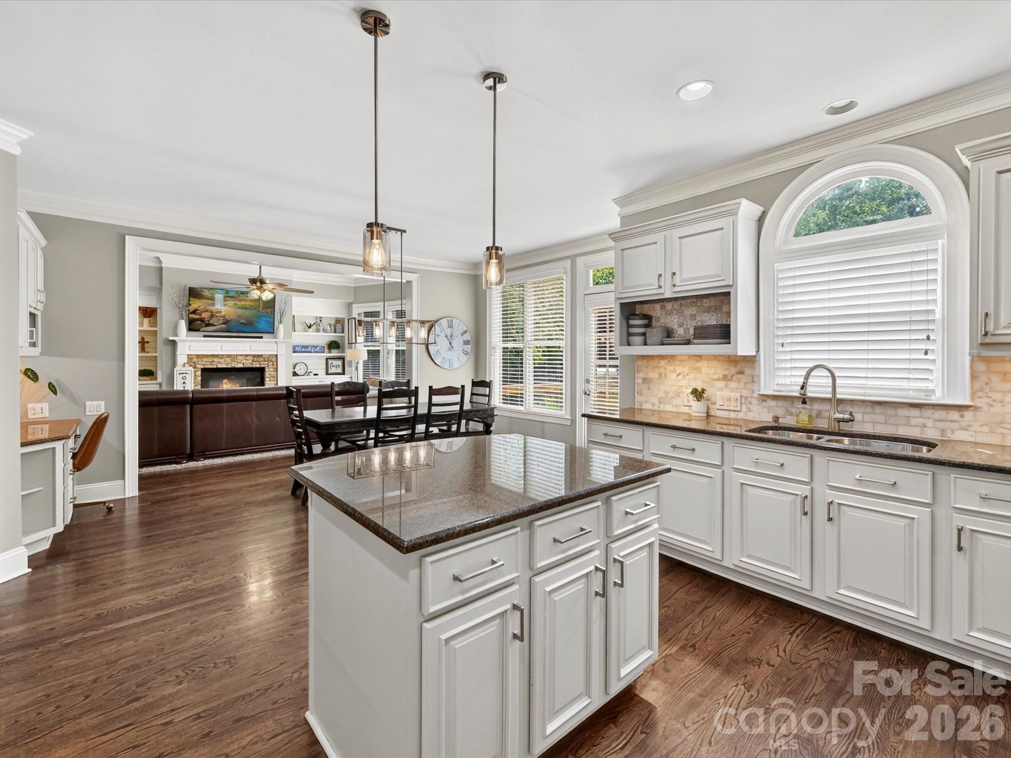 515 Three Greens Drive — Huntersville